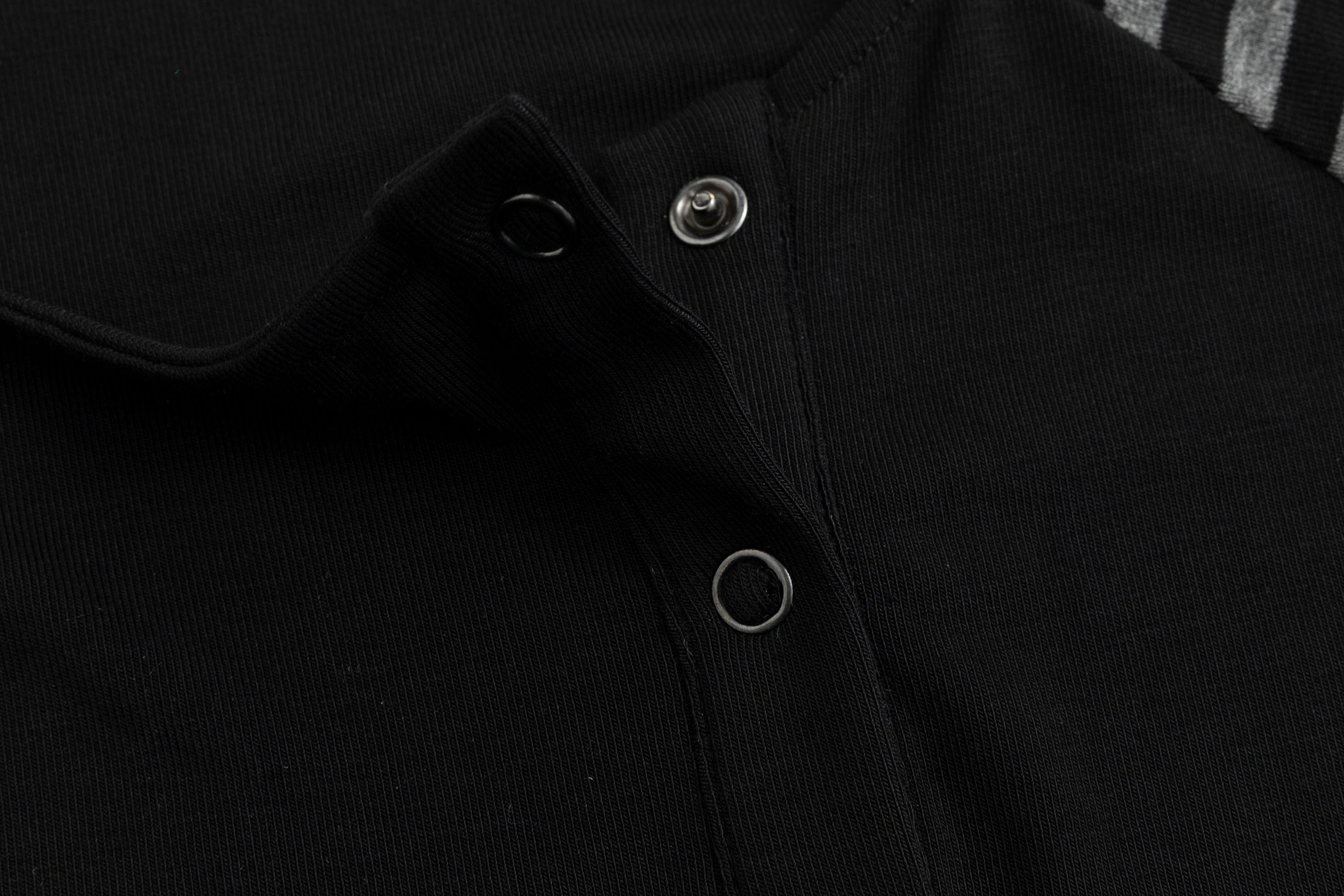 CESTNOUS Striped Sleeve Grommet Henley Tee