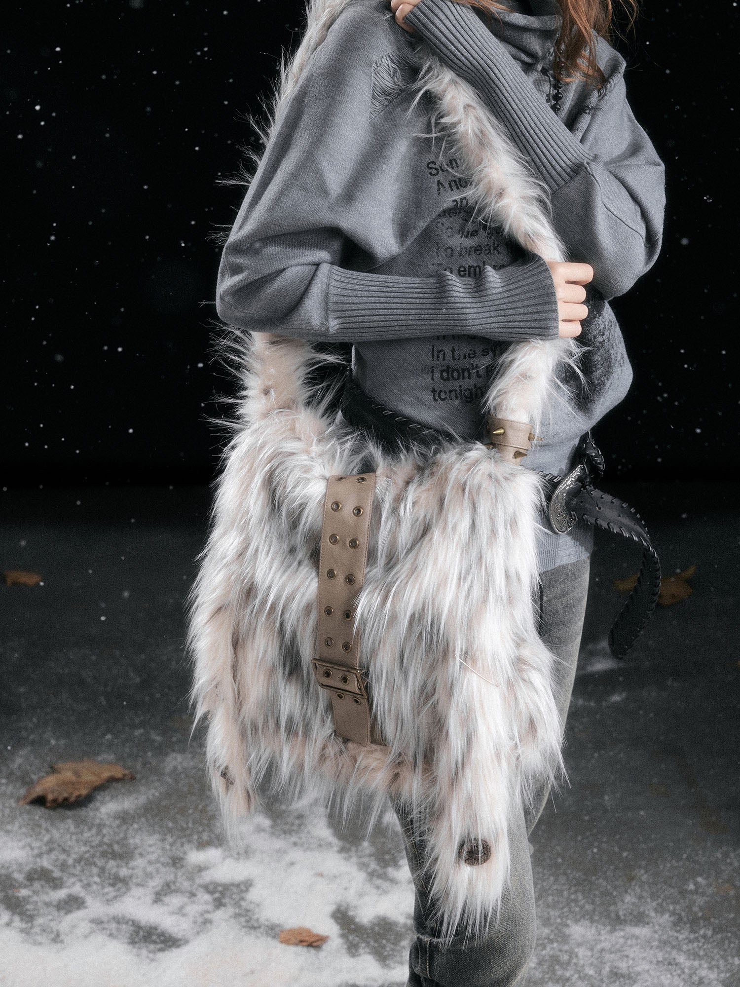 CESTNOUS Fuzzy Faux Fur Crossbody Bag