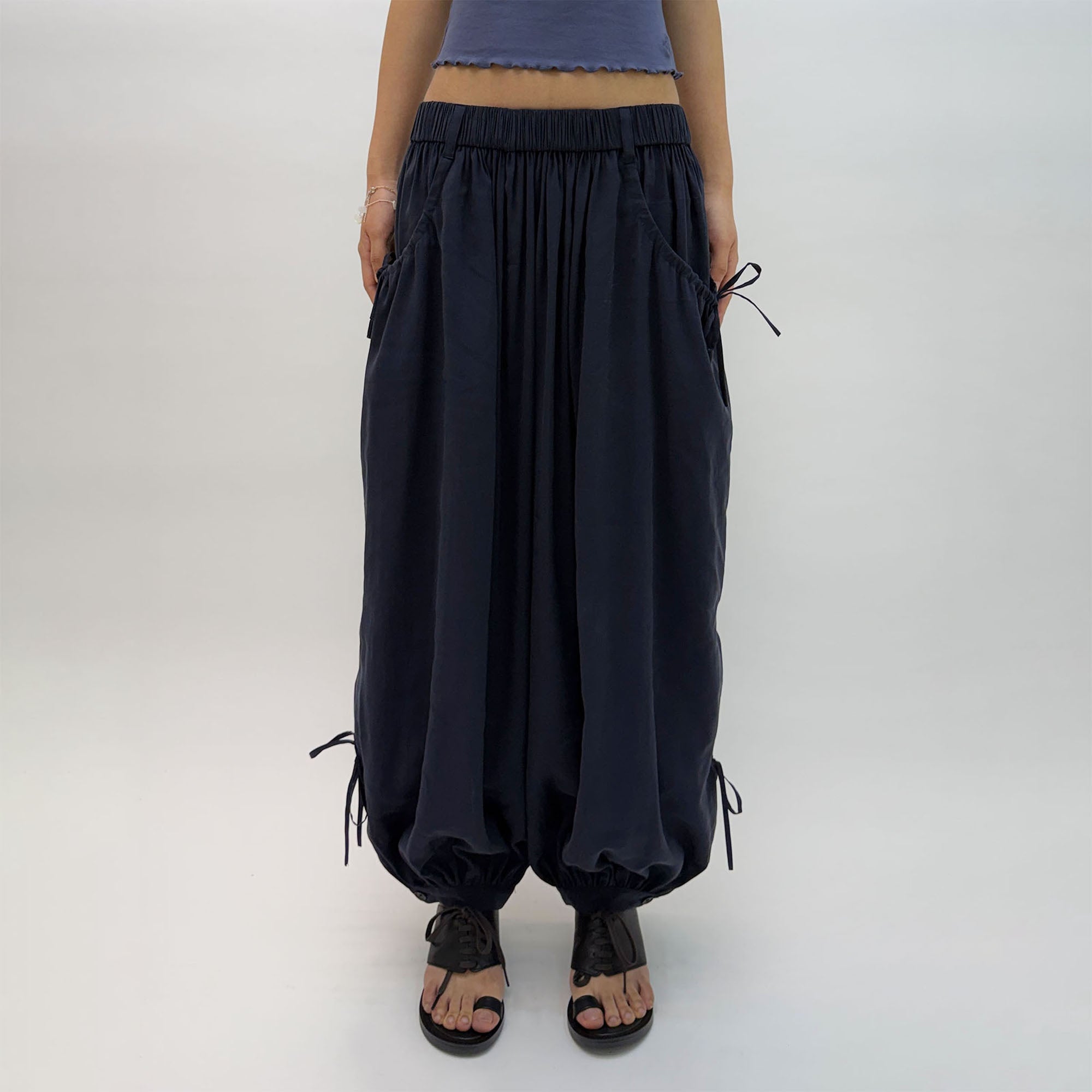 NEVERSEEZ Drawstring Pleats Balloon Pants