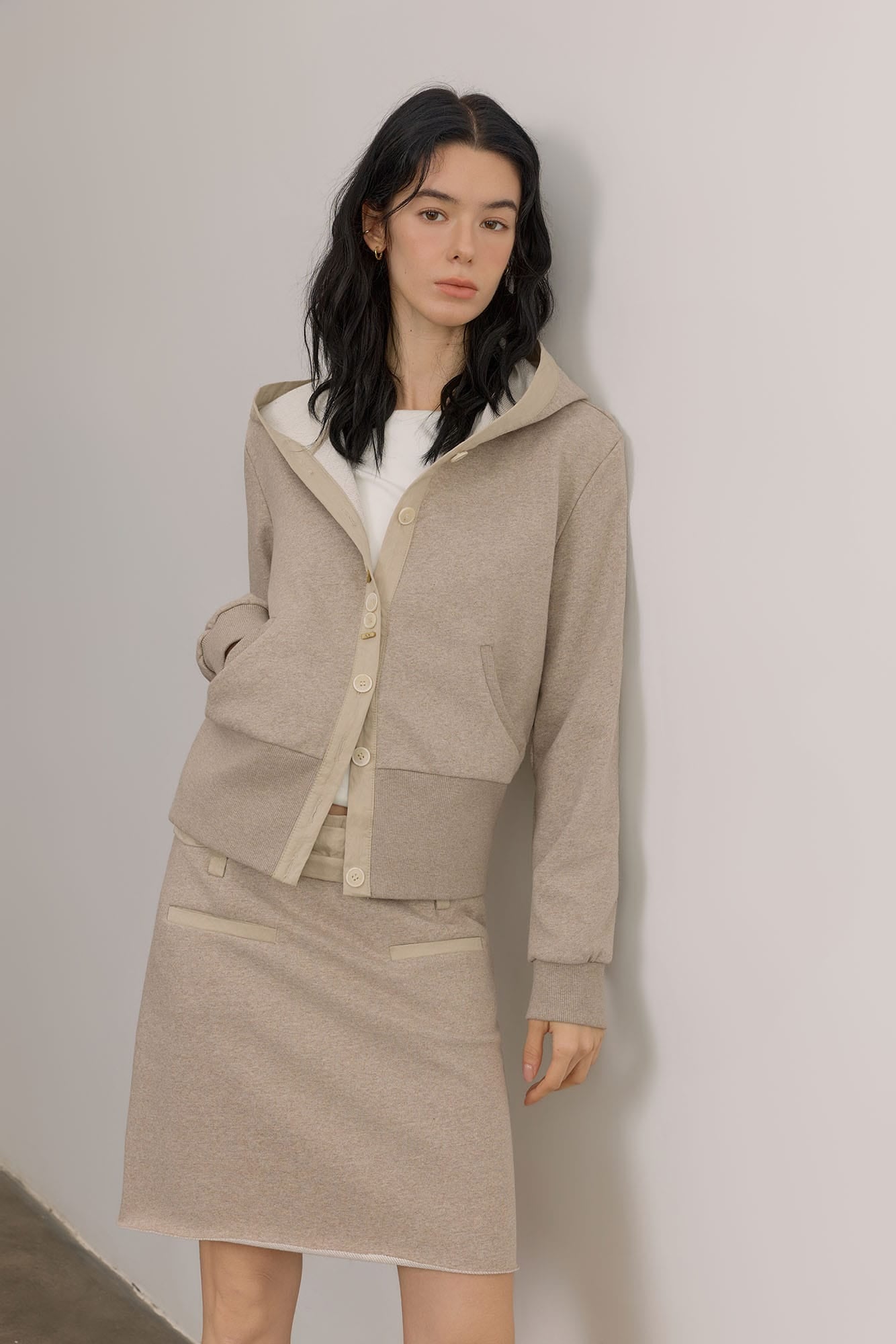 SAME FLOW Ruched Waistband Raw-Edge Pencil Skirt