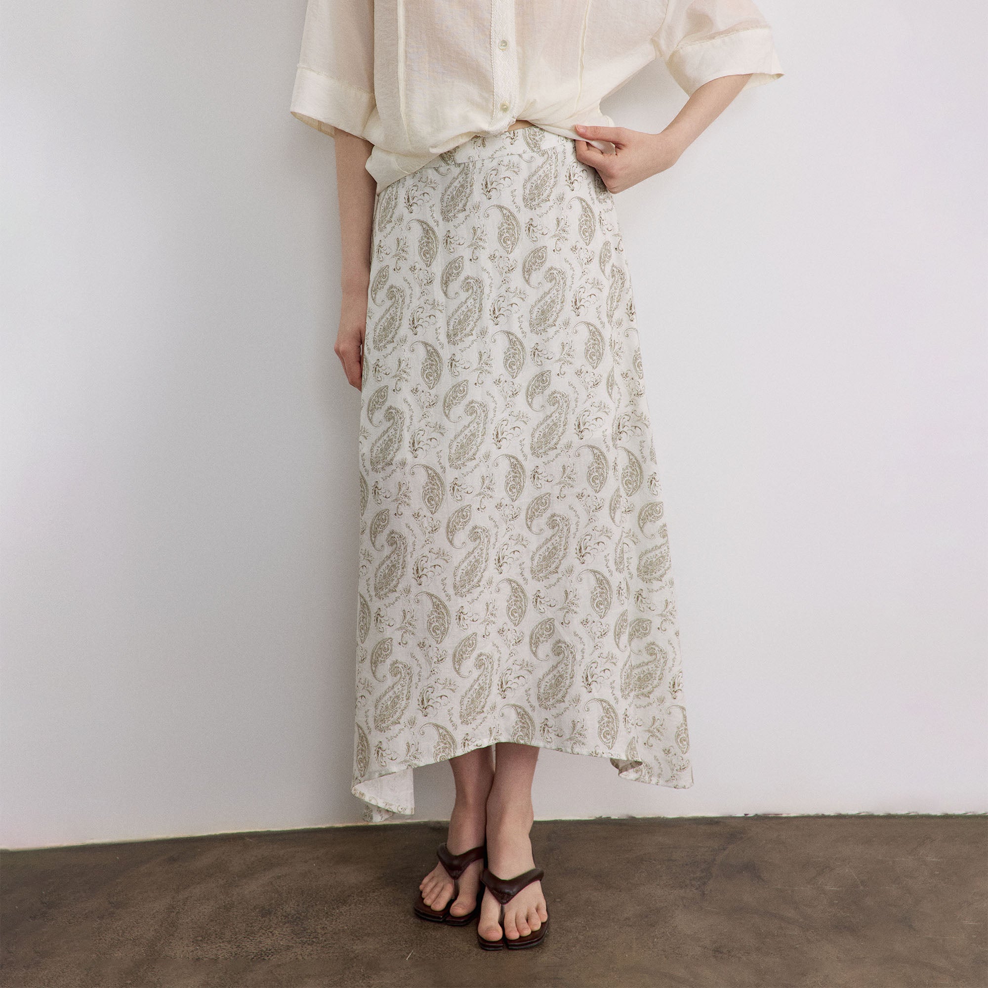 SAME FLOW Paisley Full-Print Midi Skirt