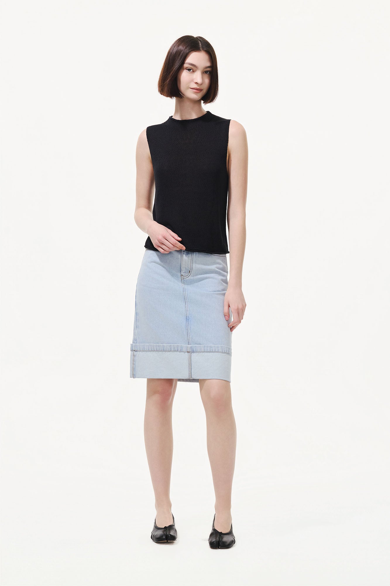 ARTIFICIAL WORLD Modern Rolled-Hem Denim Midi Skirt