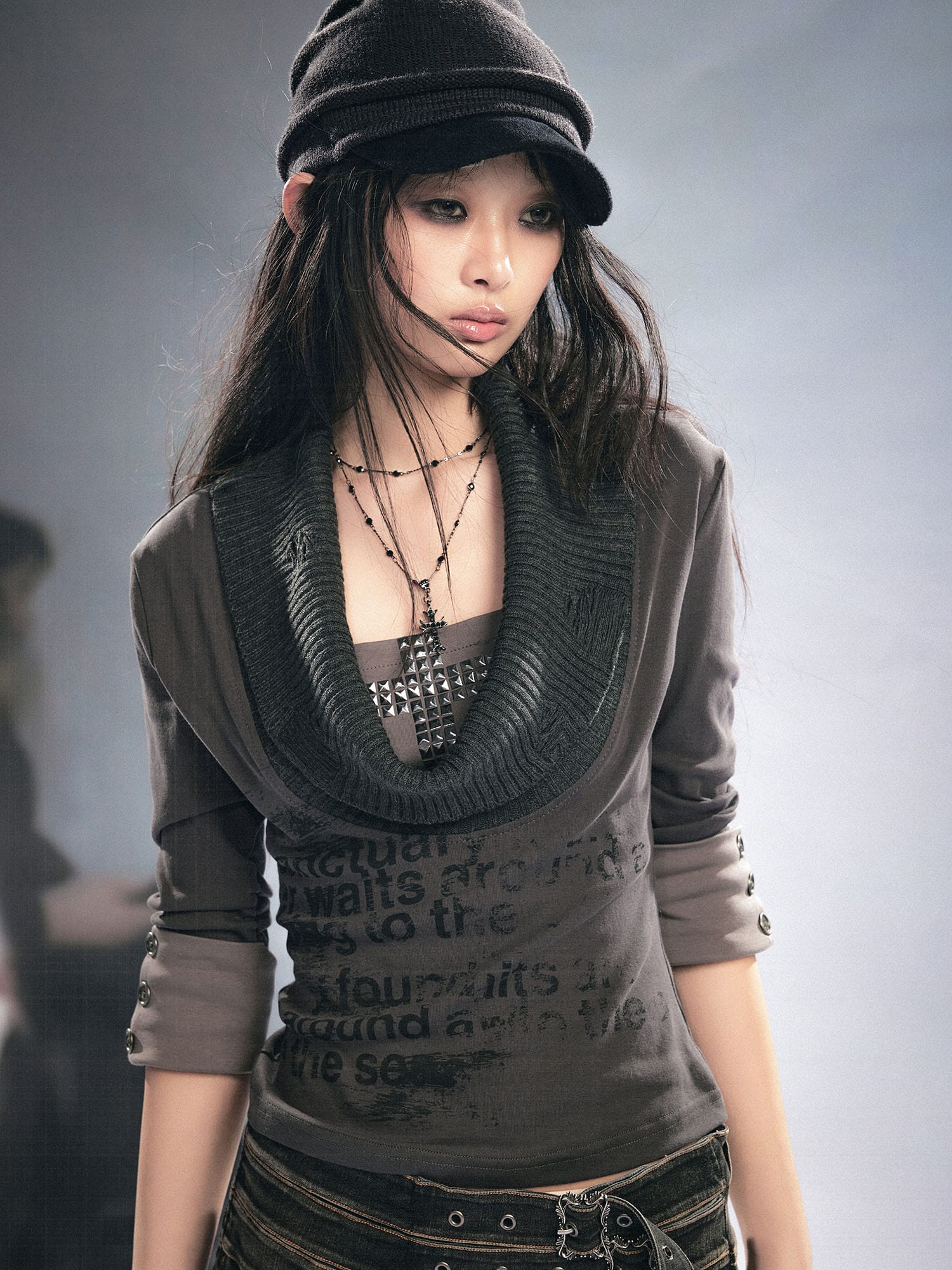 CESTNOUS Ribbed Cowl-Neck Long-Sleeve Tee