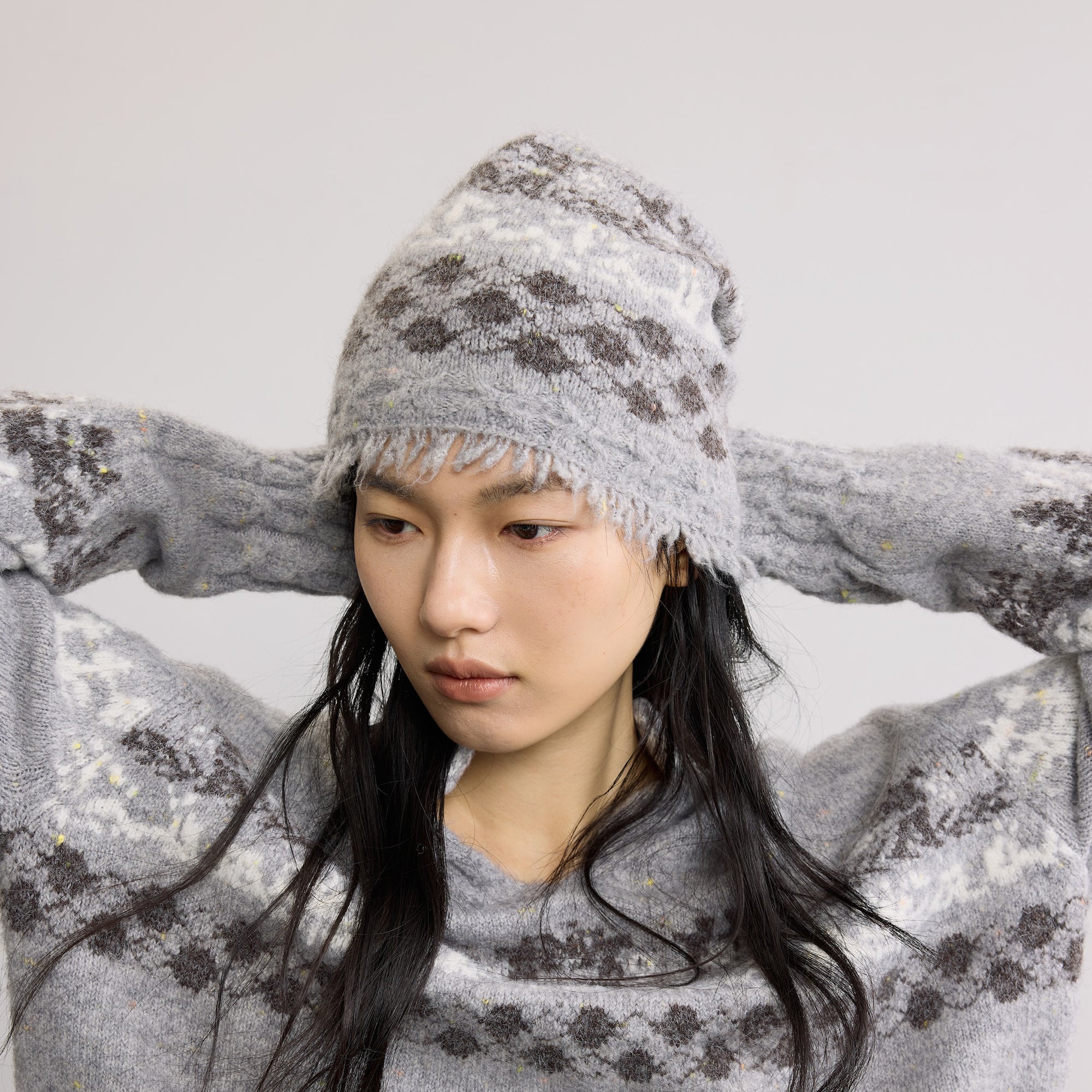 SAME FLOW Raw Edge Jacquard Wool-Blend Beanie