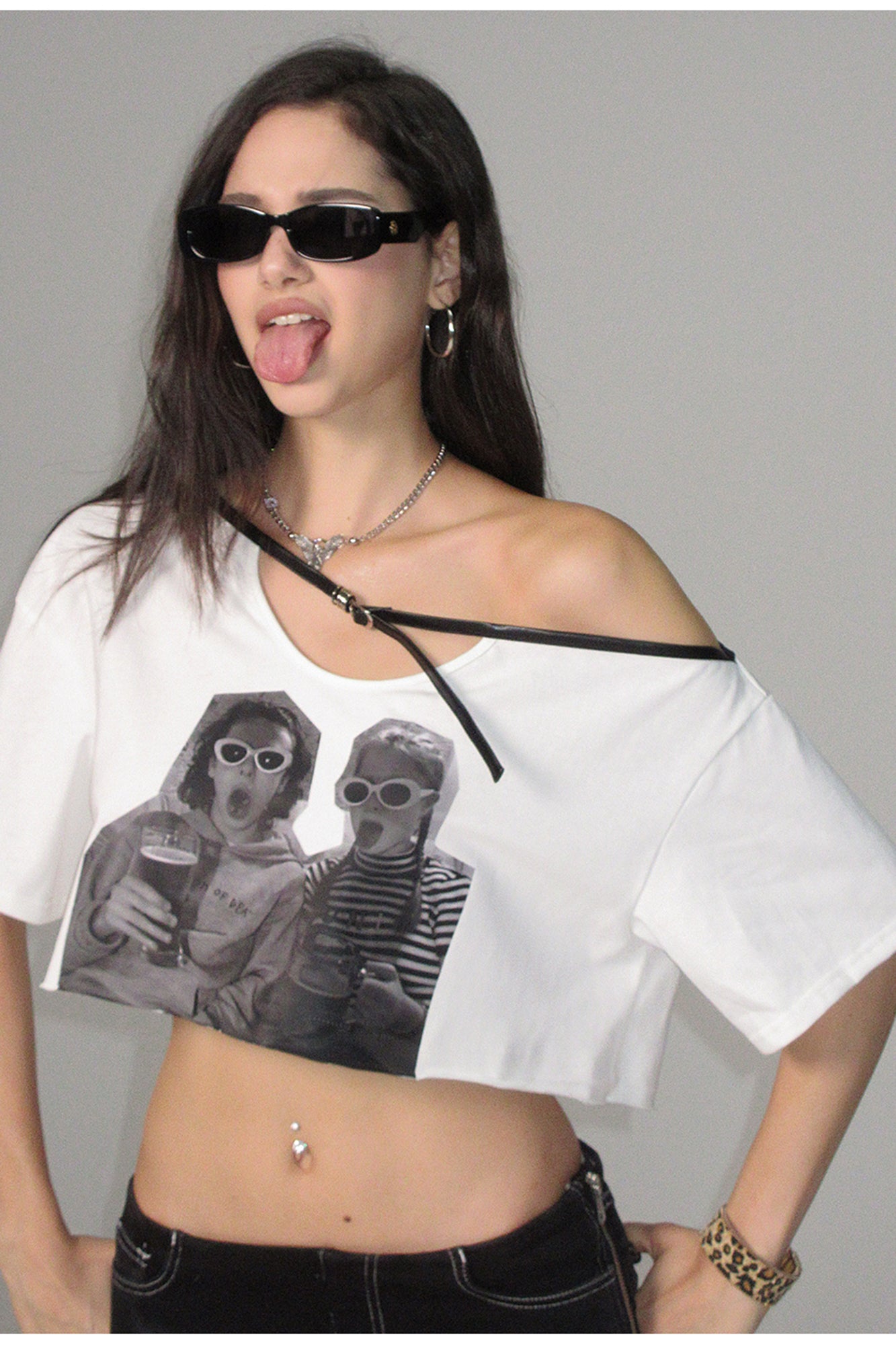AE30 SAINT Photo Graphic Buckled Crop Tee