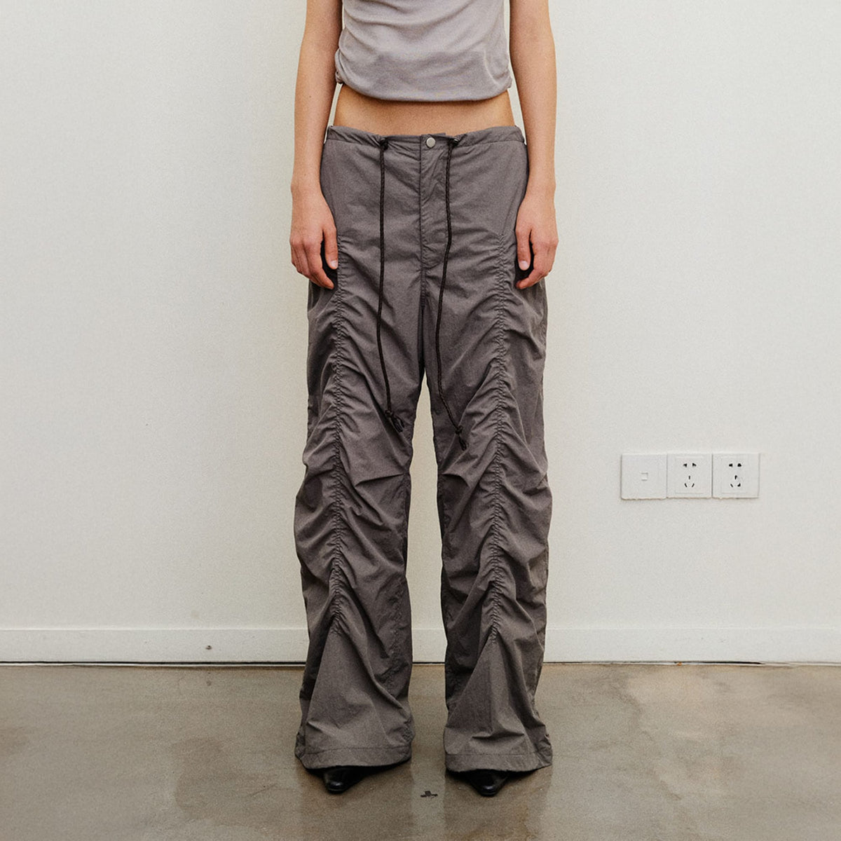 NEVERSEEZ Drawstring Ruched Wide-Leg Utility Pants