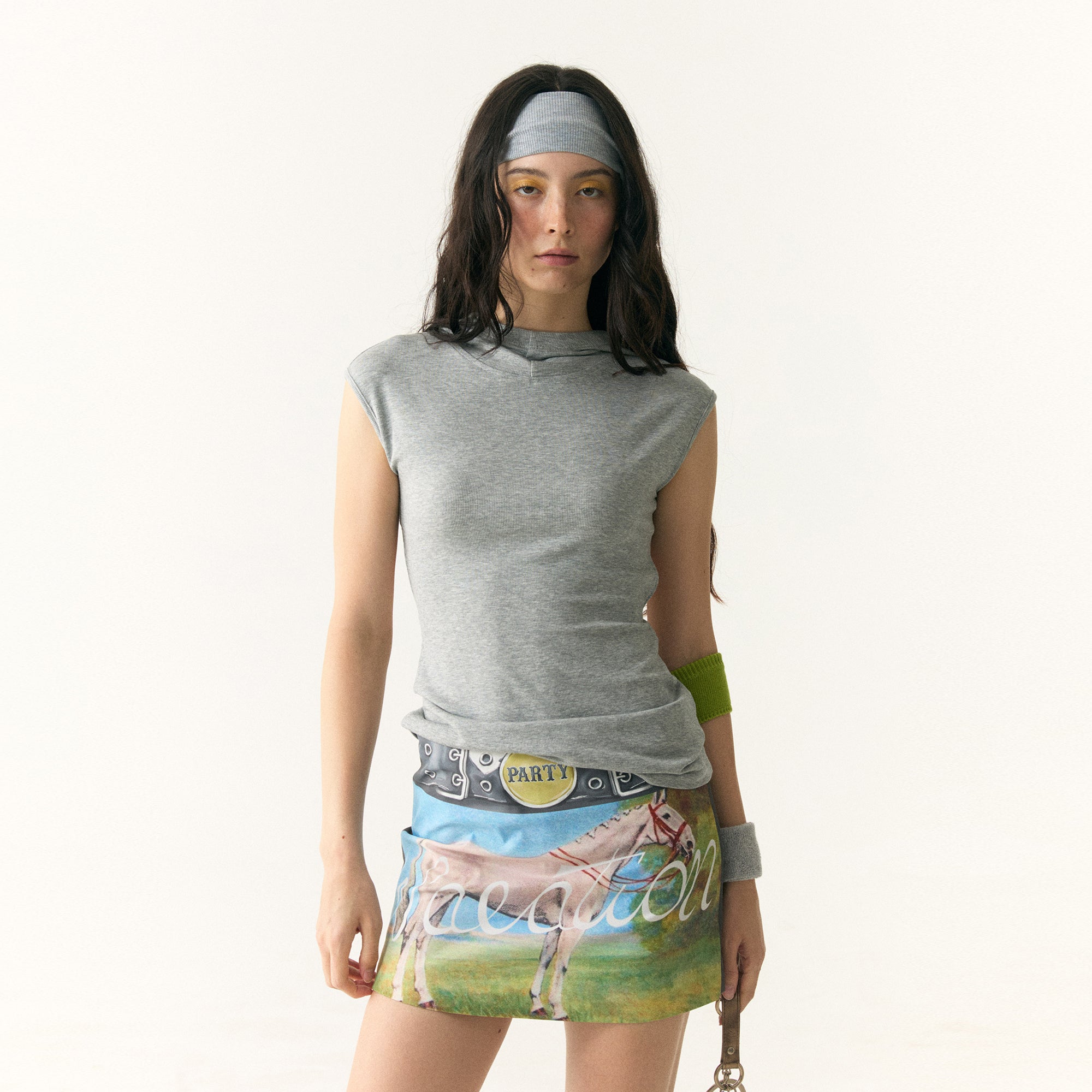 WII WIL Adjustable Strap Open-Back Hooded Top