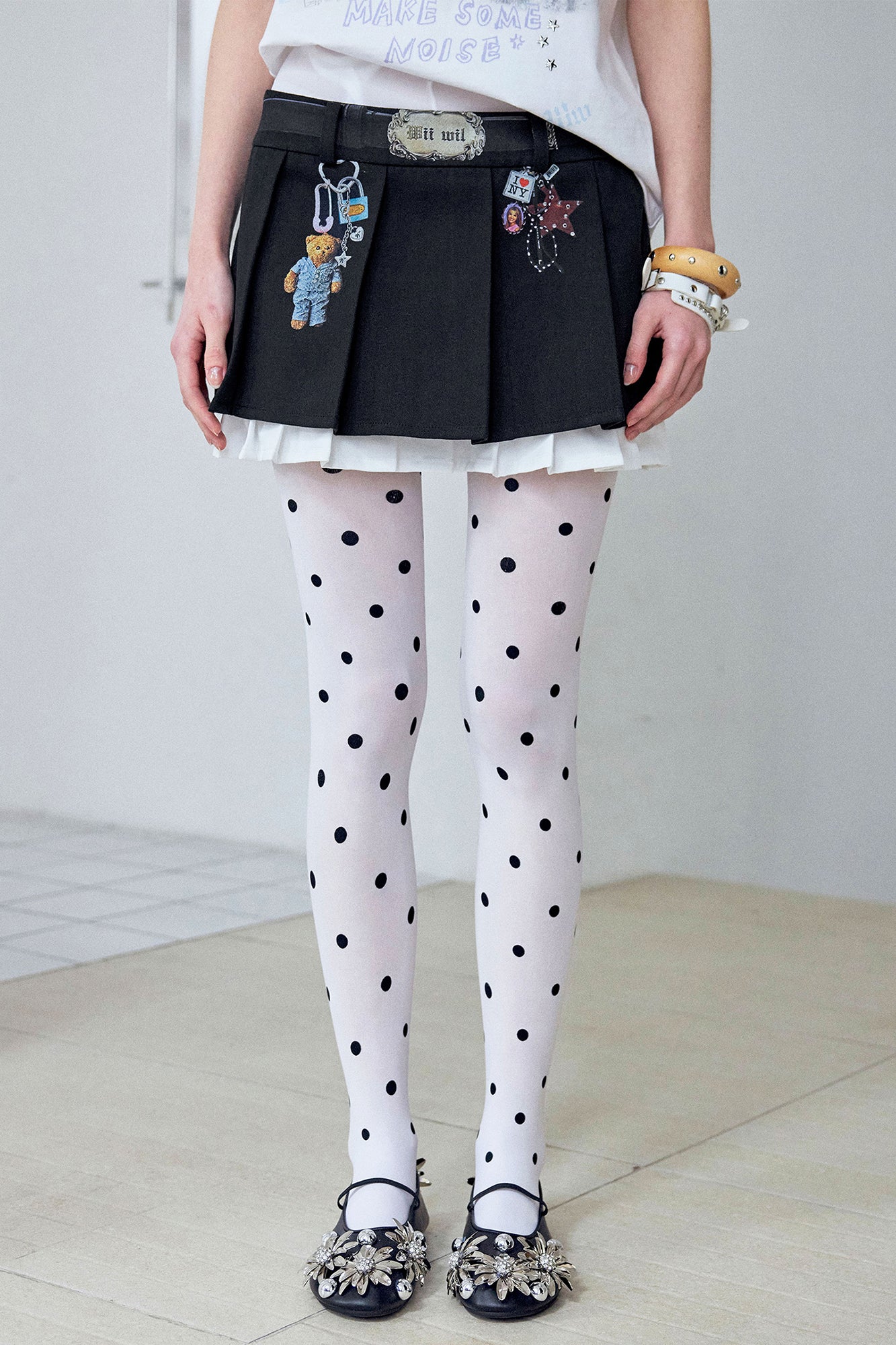 WII WIL Charm Graphic Layered Pleated Mini Skirt
