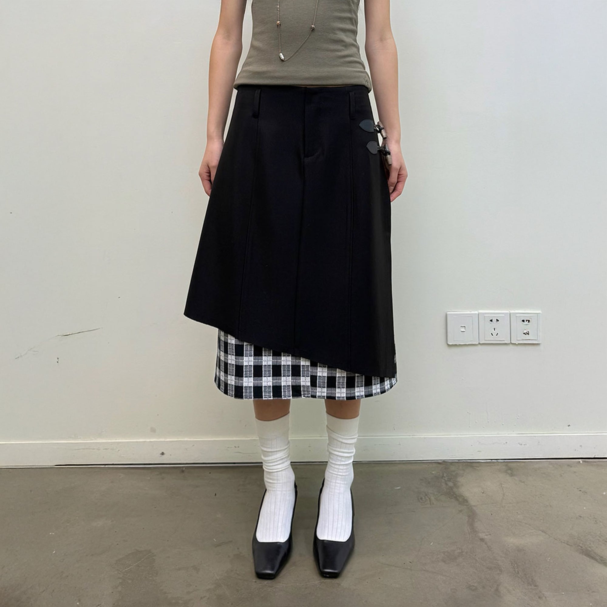 NEVERSEEZ Asymmetrical Toggled Layered Gingham Skirt