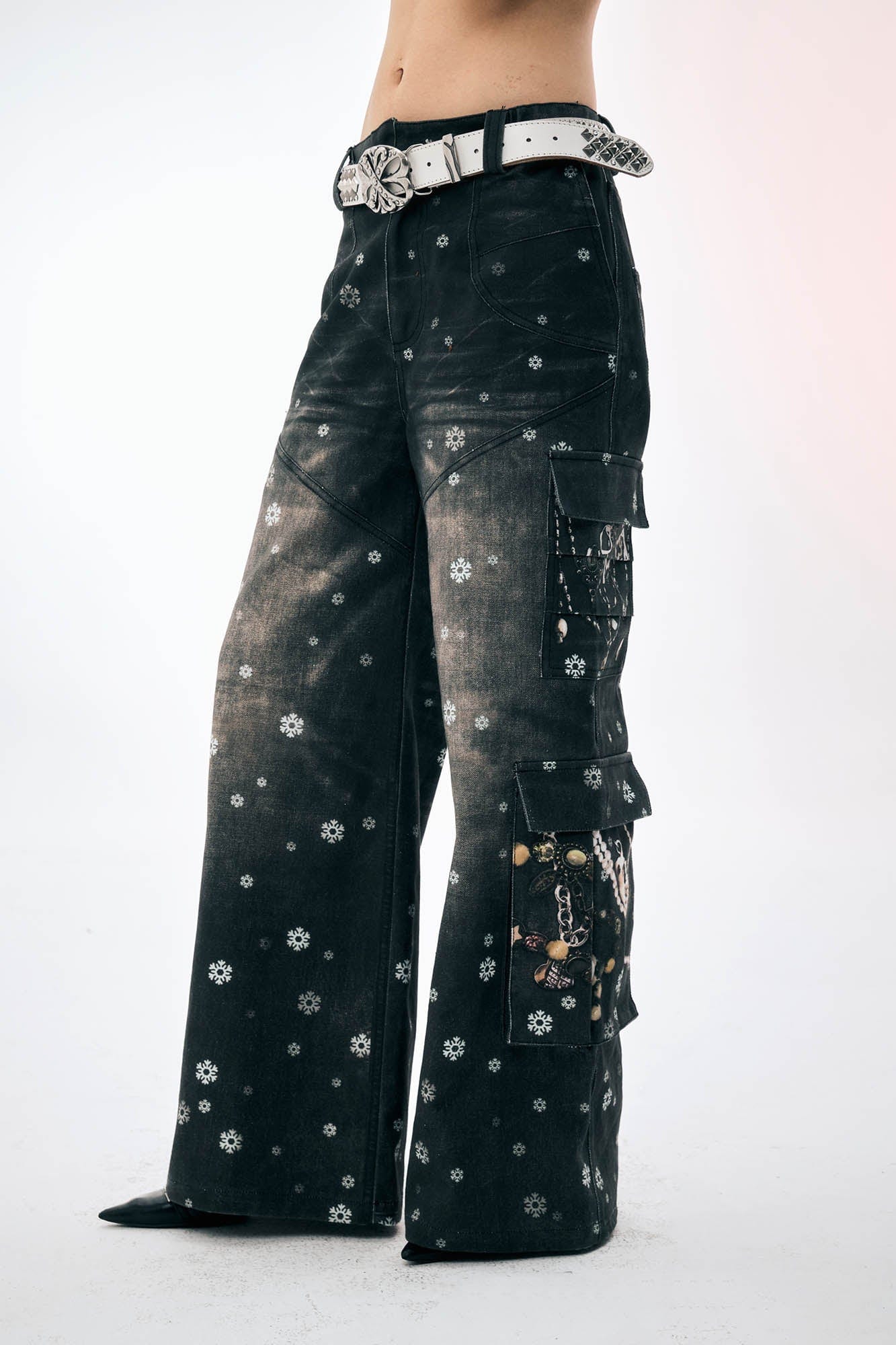 DND4DES×Faychui Snowflake Full-Print Spliced Multi-Pocket Jeans, premium urban and streetwear designers apparel on PROJECTISR.com, DND4DES