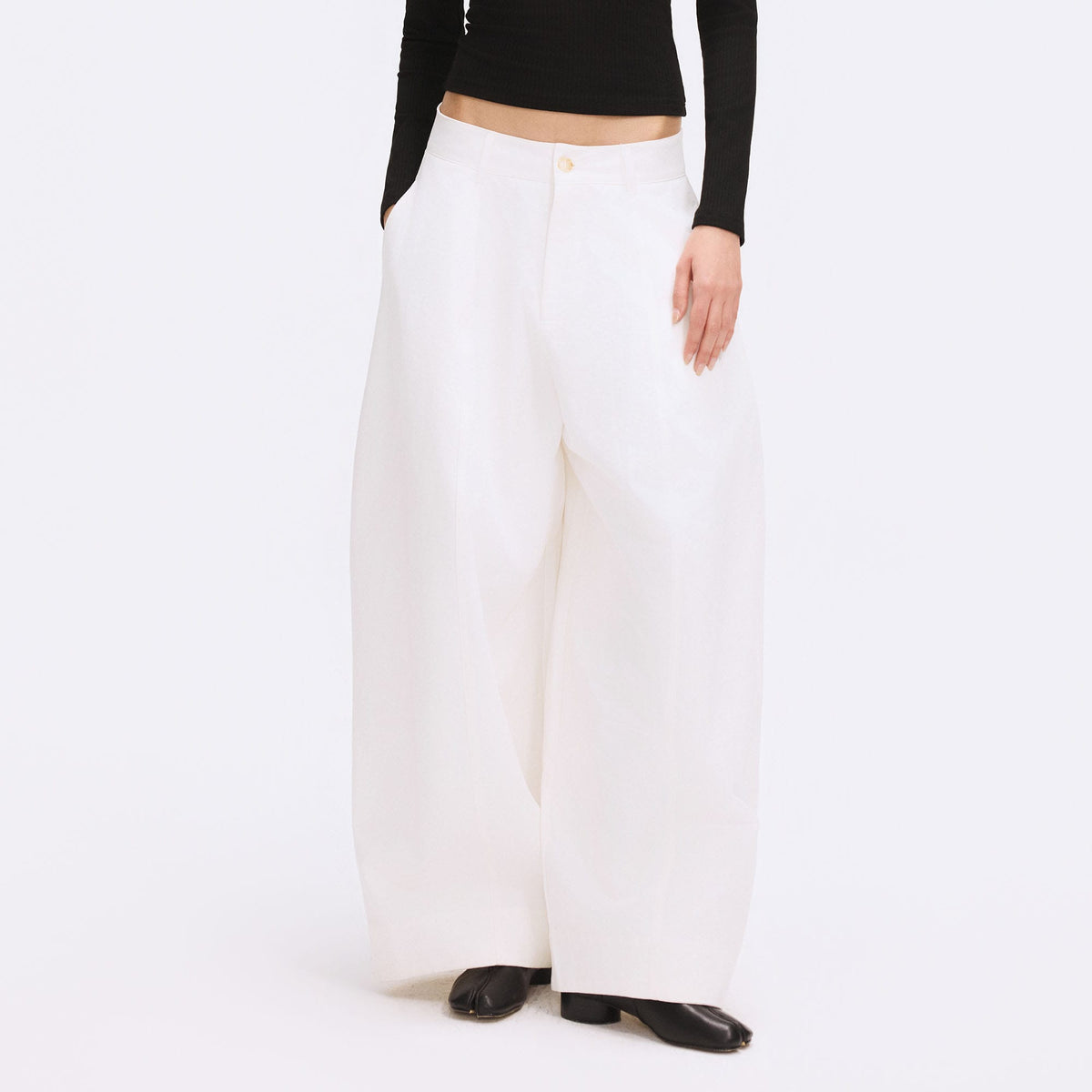 ARTIFICIAL WORLD Essential Oversized Curved-Leg Pants
