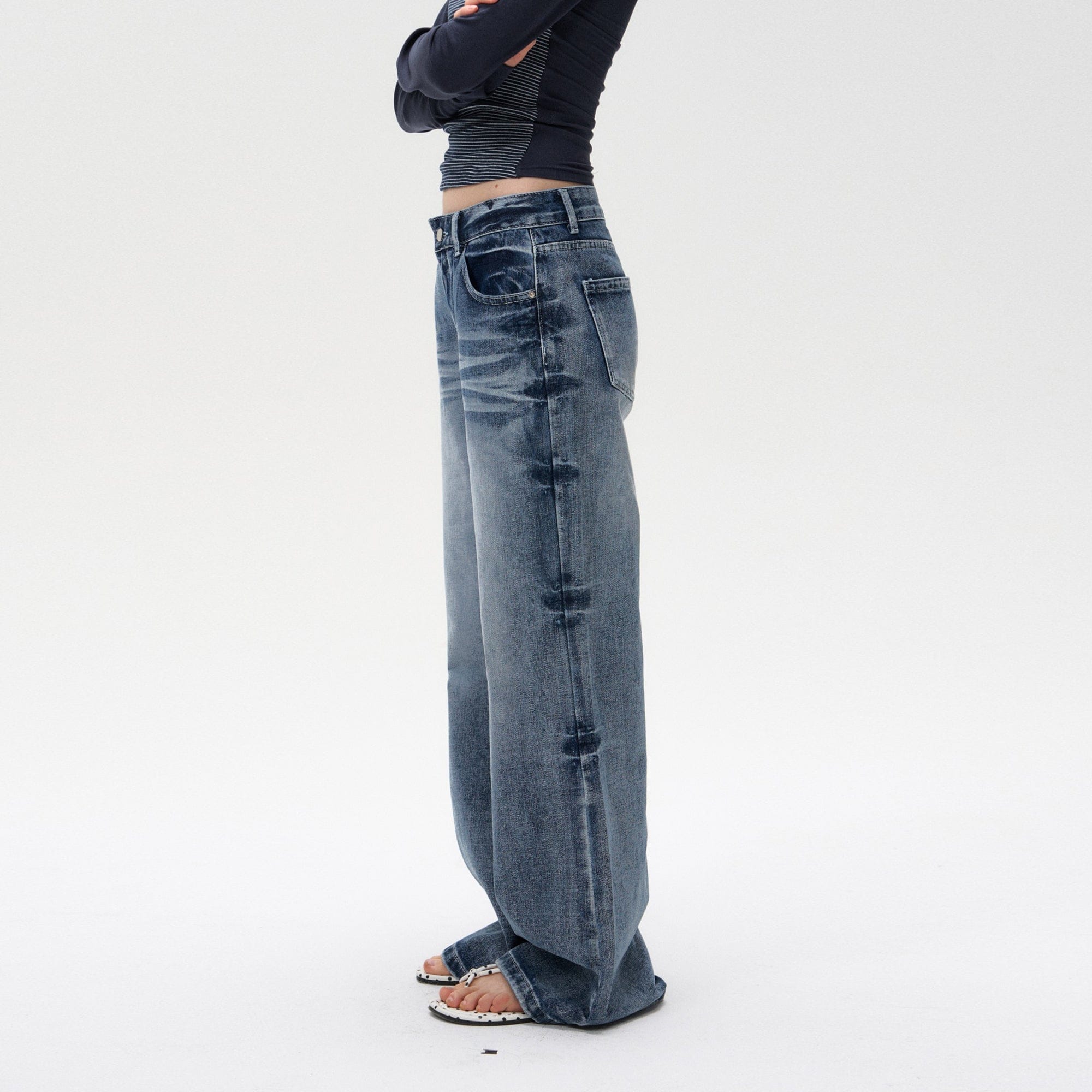 10AMSOTIIIIIIRED Washed Side-Crack Whisker Straight Jeans