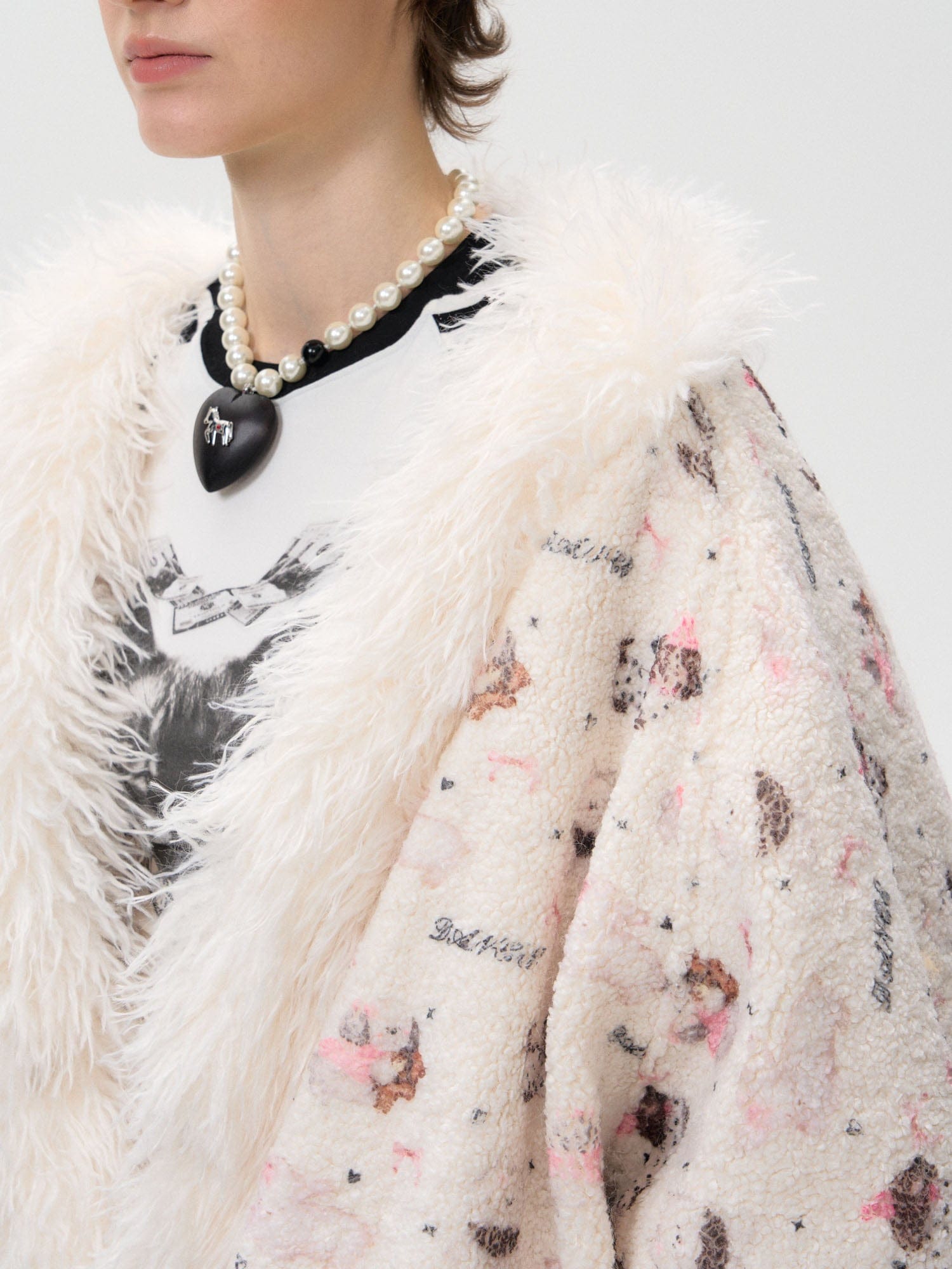 10AMSOTIIIIIIRED Reversible Full-Print Faux Fur Trim Jacket