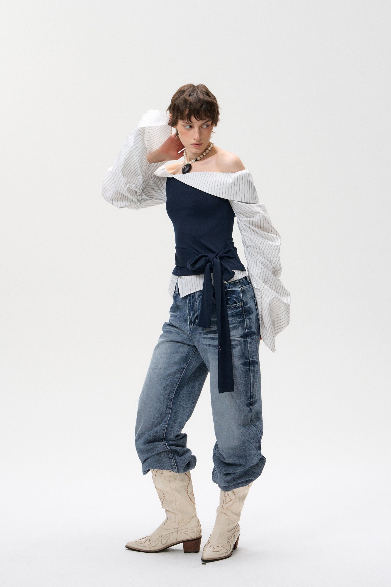 10AMSOTIIIIIIRED Spliced Off-Shoulder Drape Shirt Top