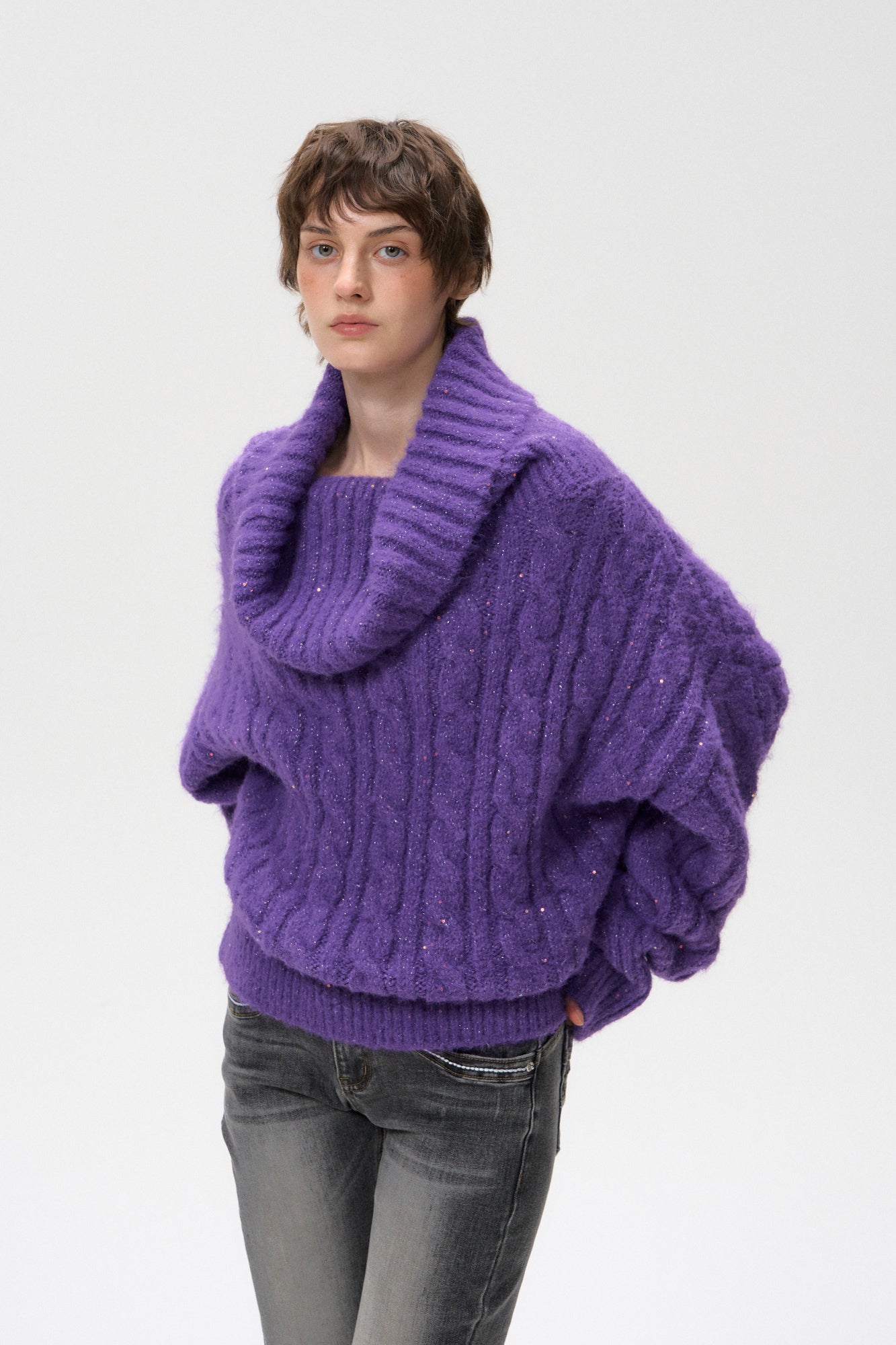 10AMSOTIIIIIIRED Fold-Over Cable Knit Sweater