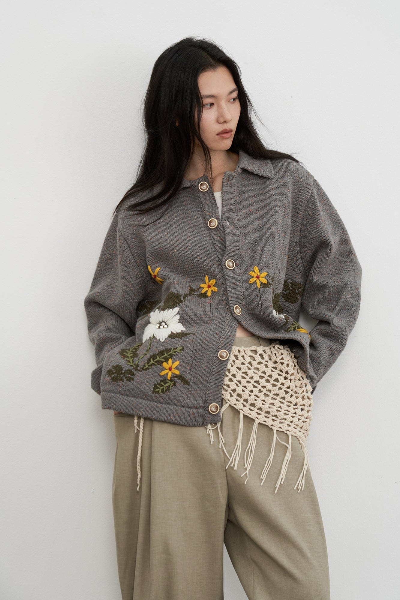 SAME FLOW Embroidered Pearl Floral Cardigan
