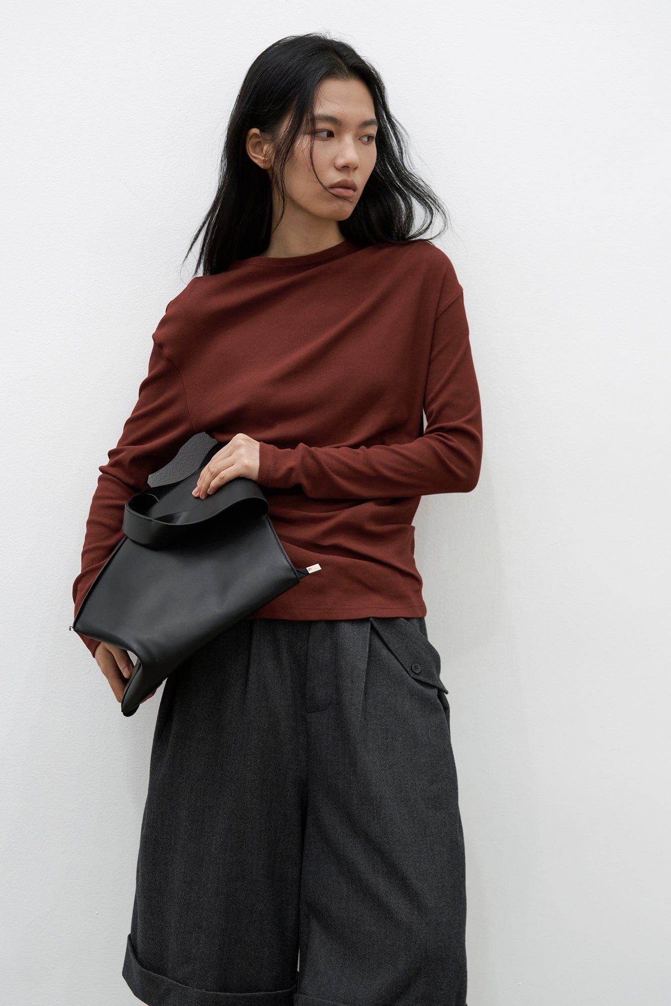 SAME FLOW Ruched Back Paneled Long Sleeve Tee