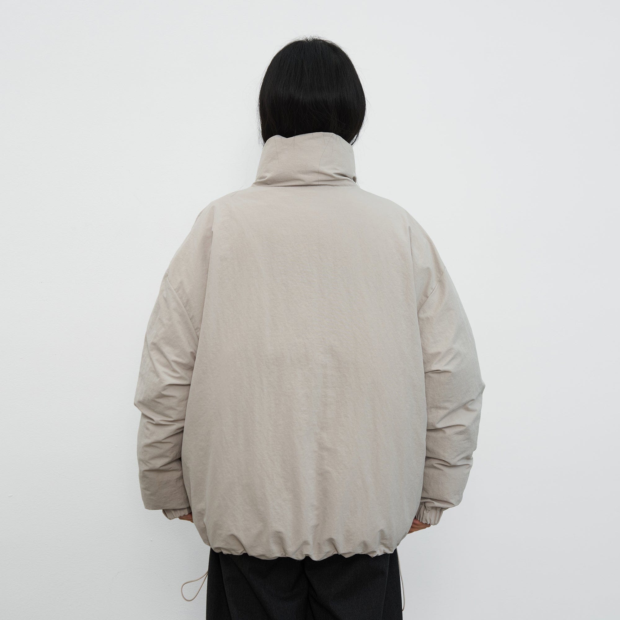 SAME FLOW Reversible Cropped Down Jacket