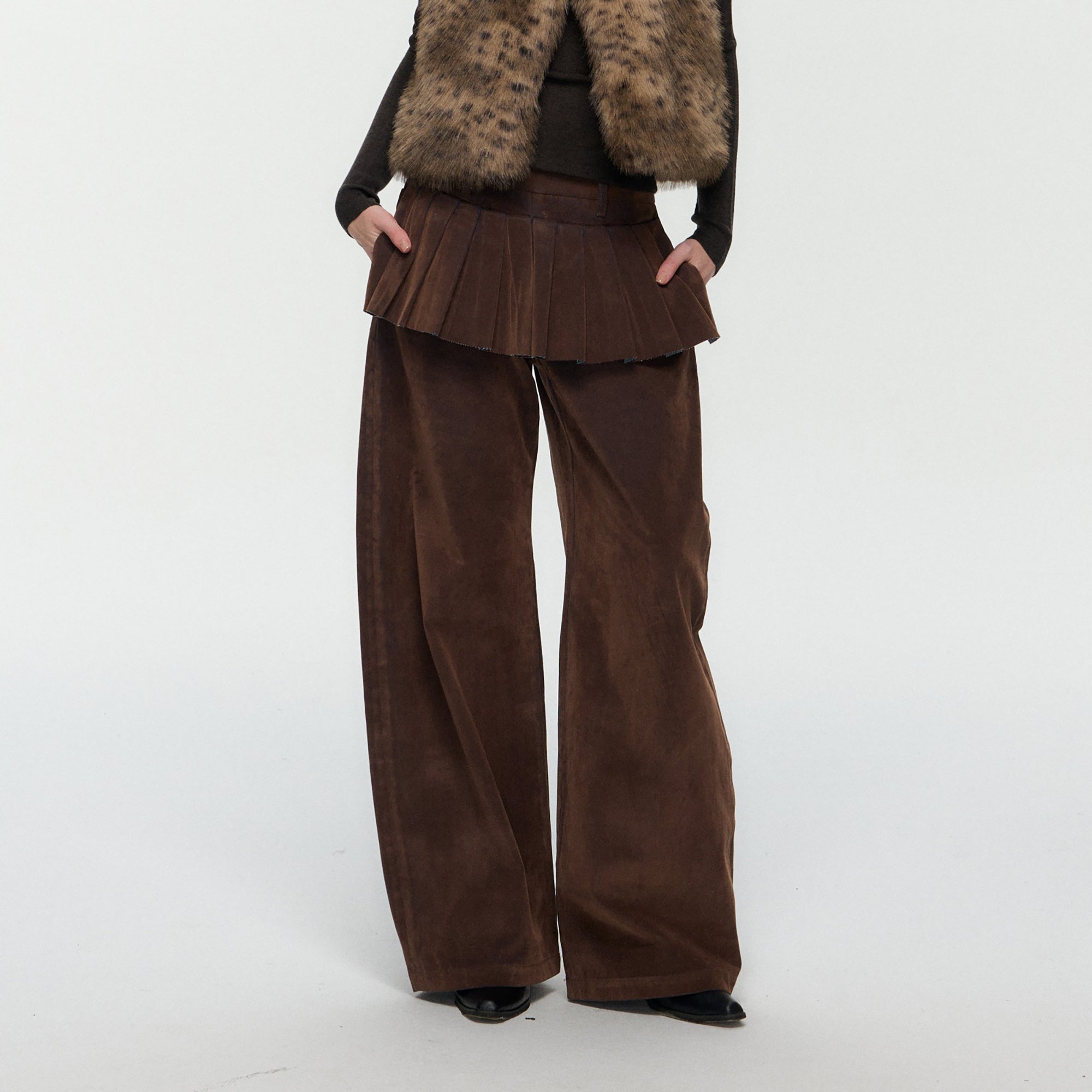 10AMSOTIIIIIIRED Frayed-Front Pleated Straight Jeans