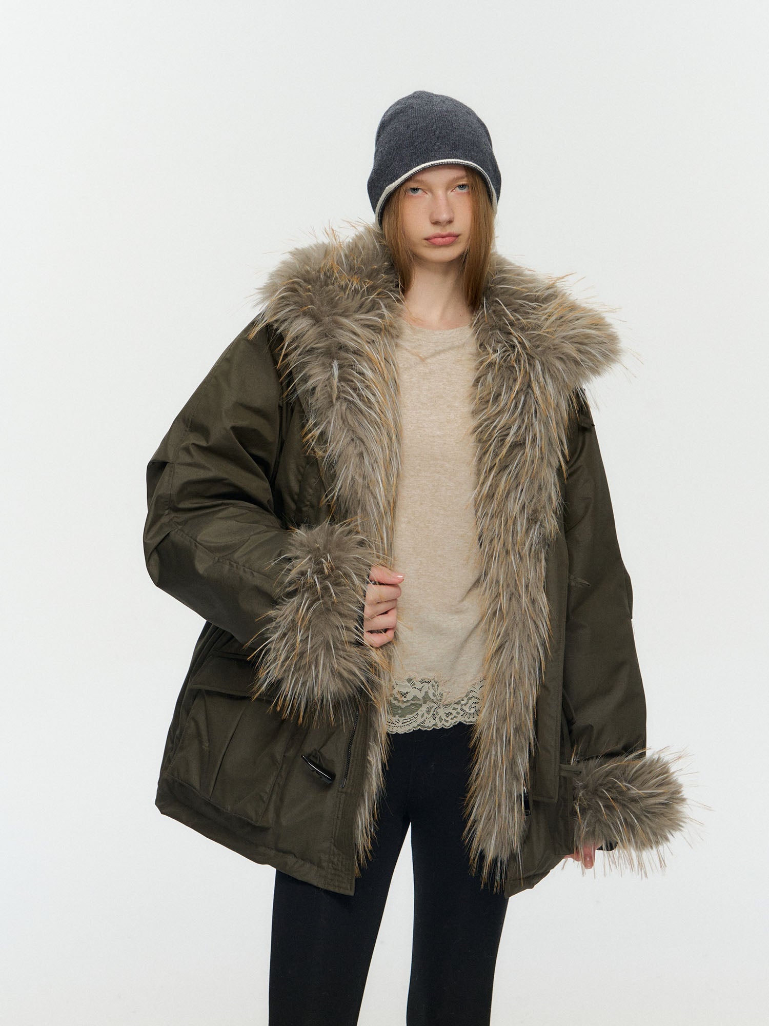 10AMSOTIIIIIIRED Detachable Faux Fur Collar Cinched-Waist Down Parka