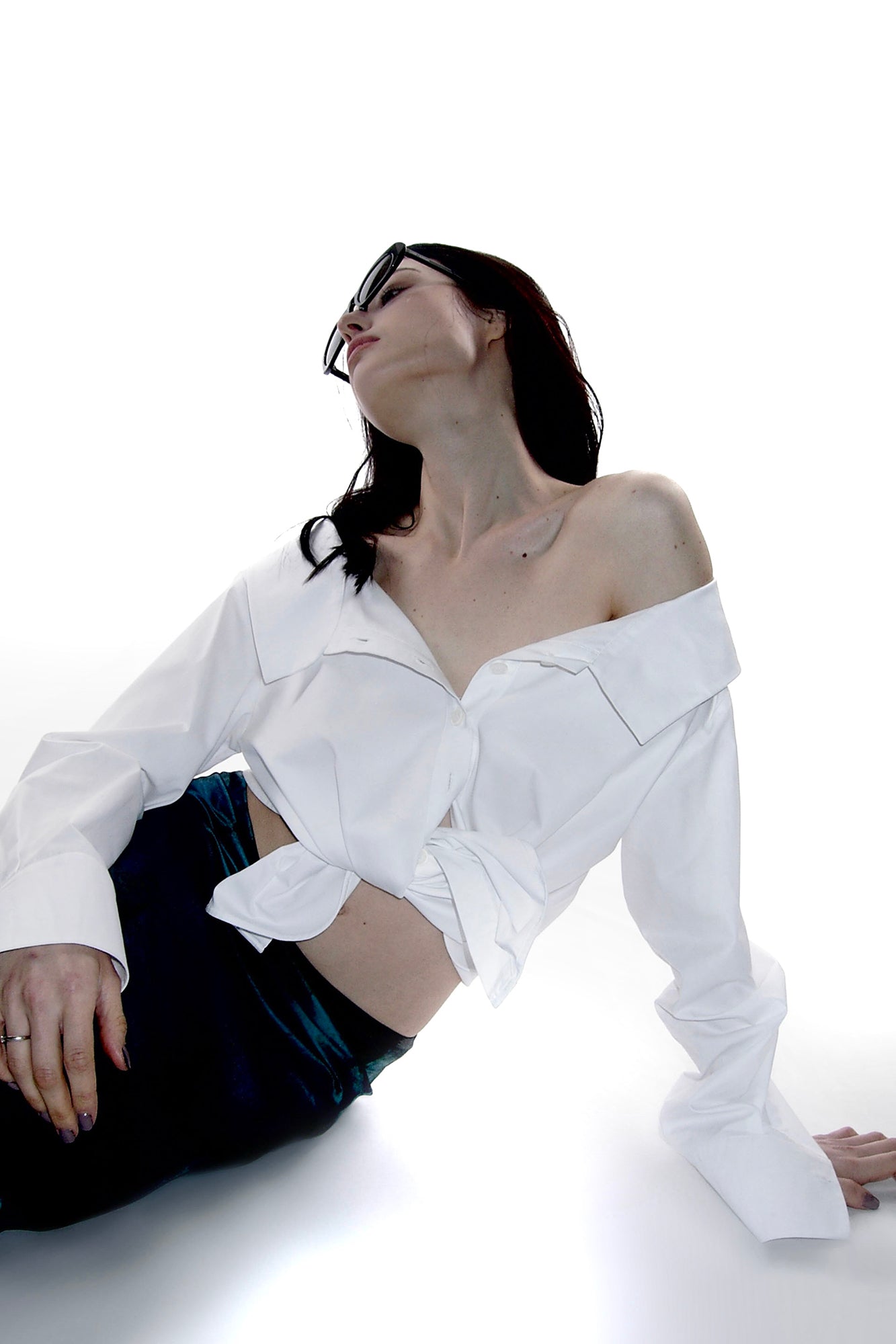 SCARLET SAGE Oversized-Collar Off-Shoulder Shirt