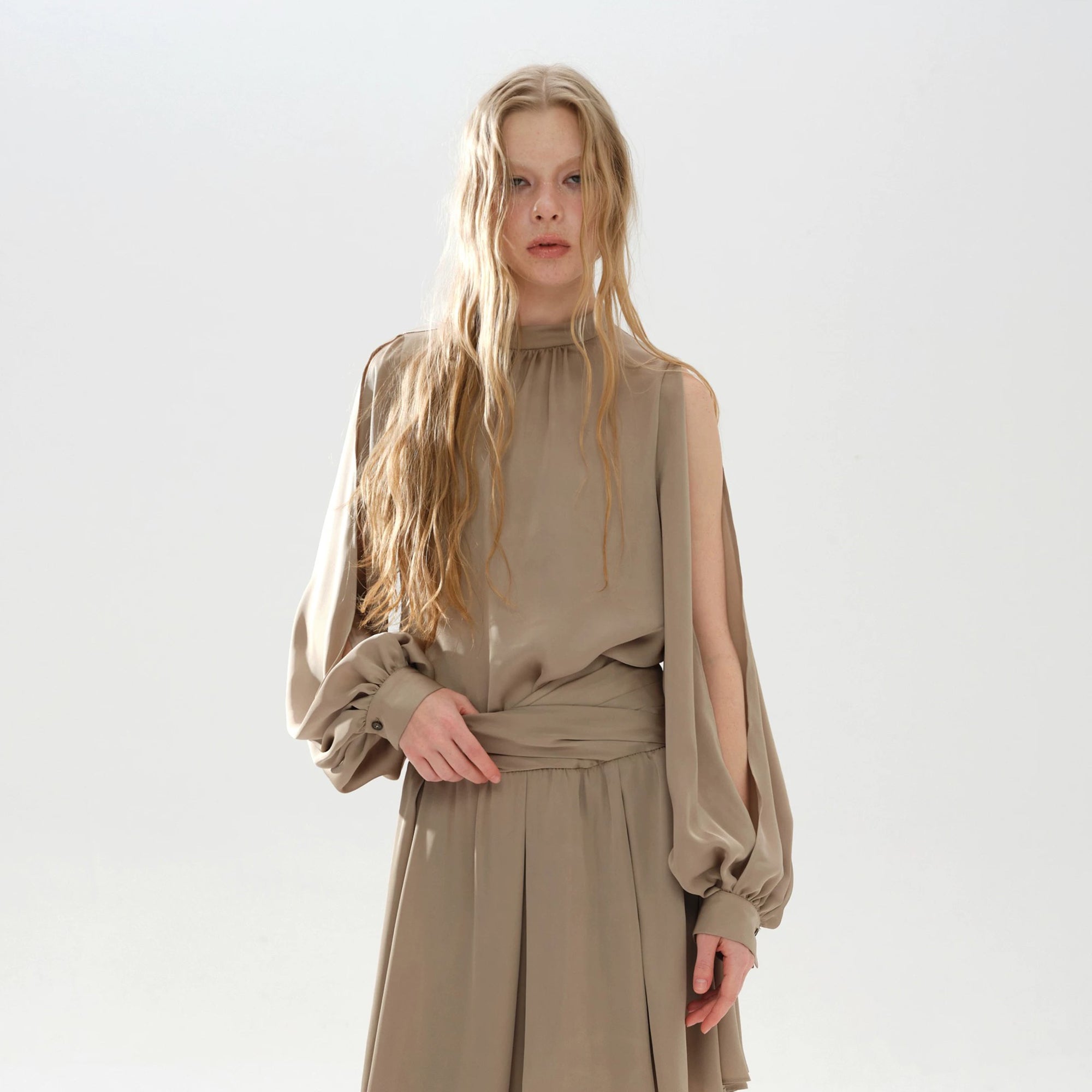 LAYERS Mock-Neck Split-Sleeve Blouse