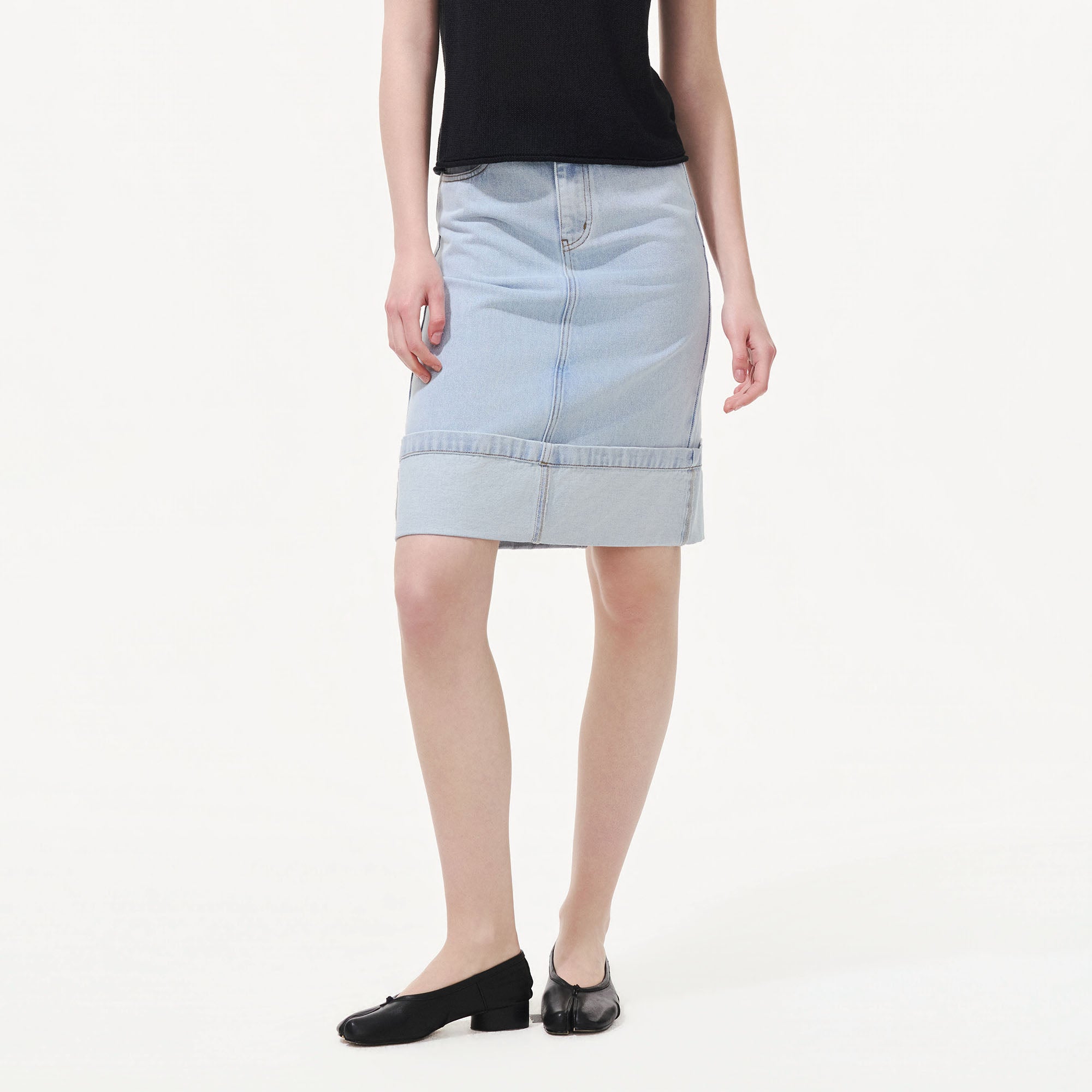 ARTIFICIAL WORLD Modern Rolled-Hem Denim Midi Skirt