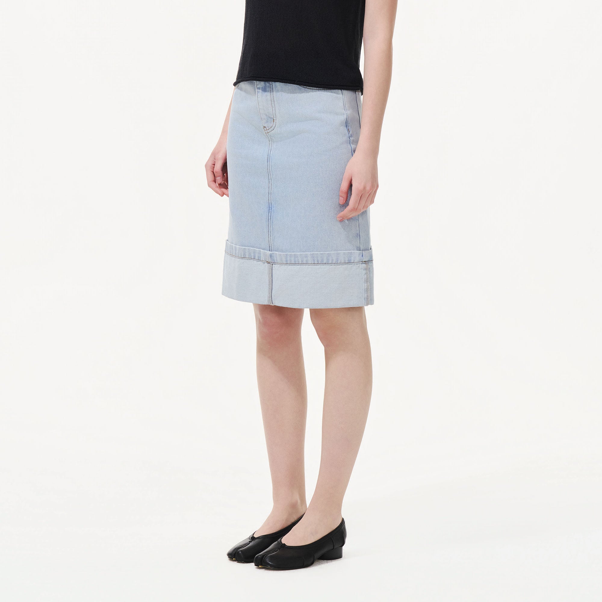 ARTIFICIAL WORLD Modern Rolled-Hem Denim Midi Skirt