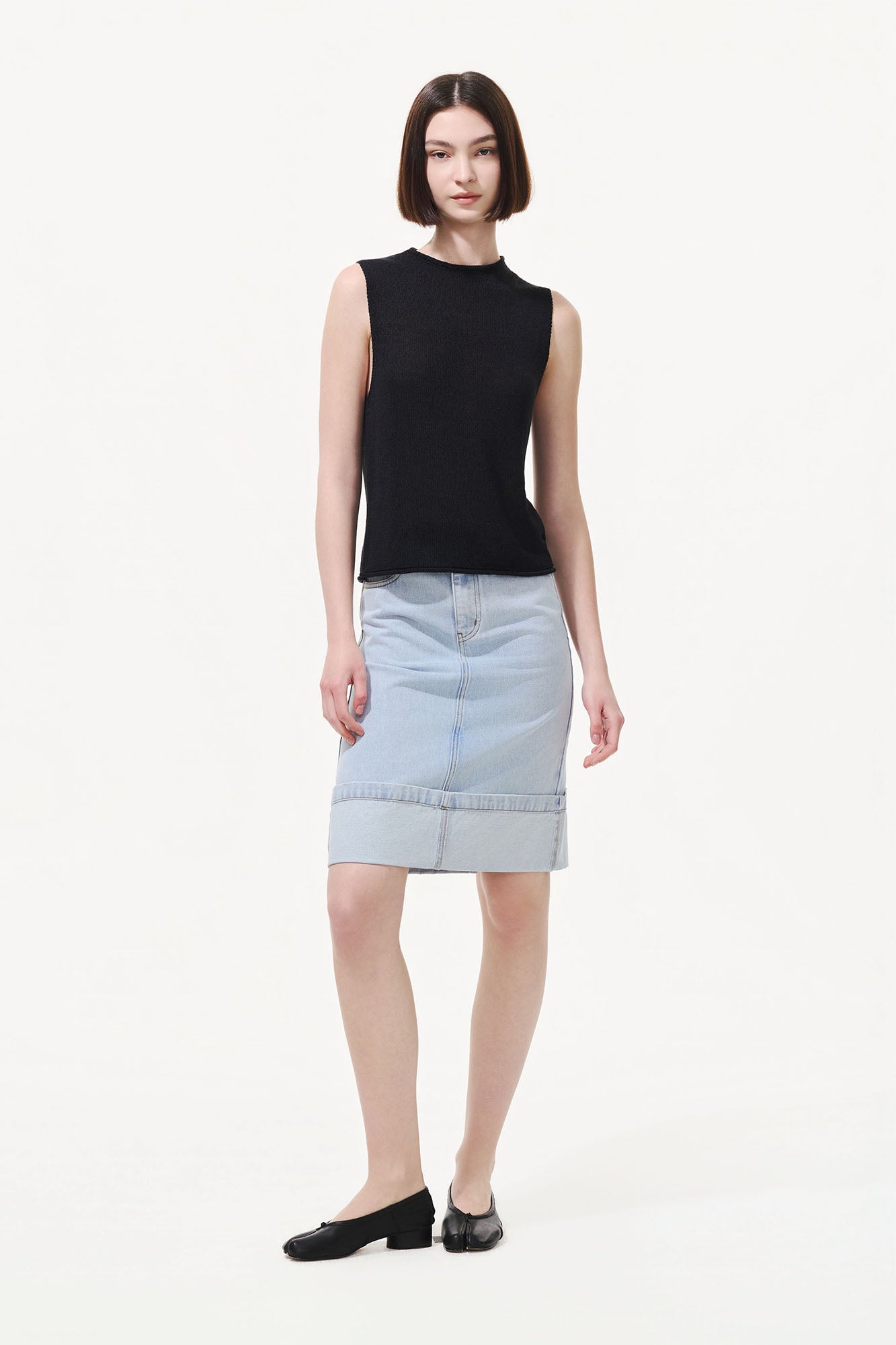 ARTIFICIAL WORLD Modern Rolled-Hem Denim Midi Skirt