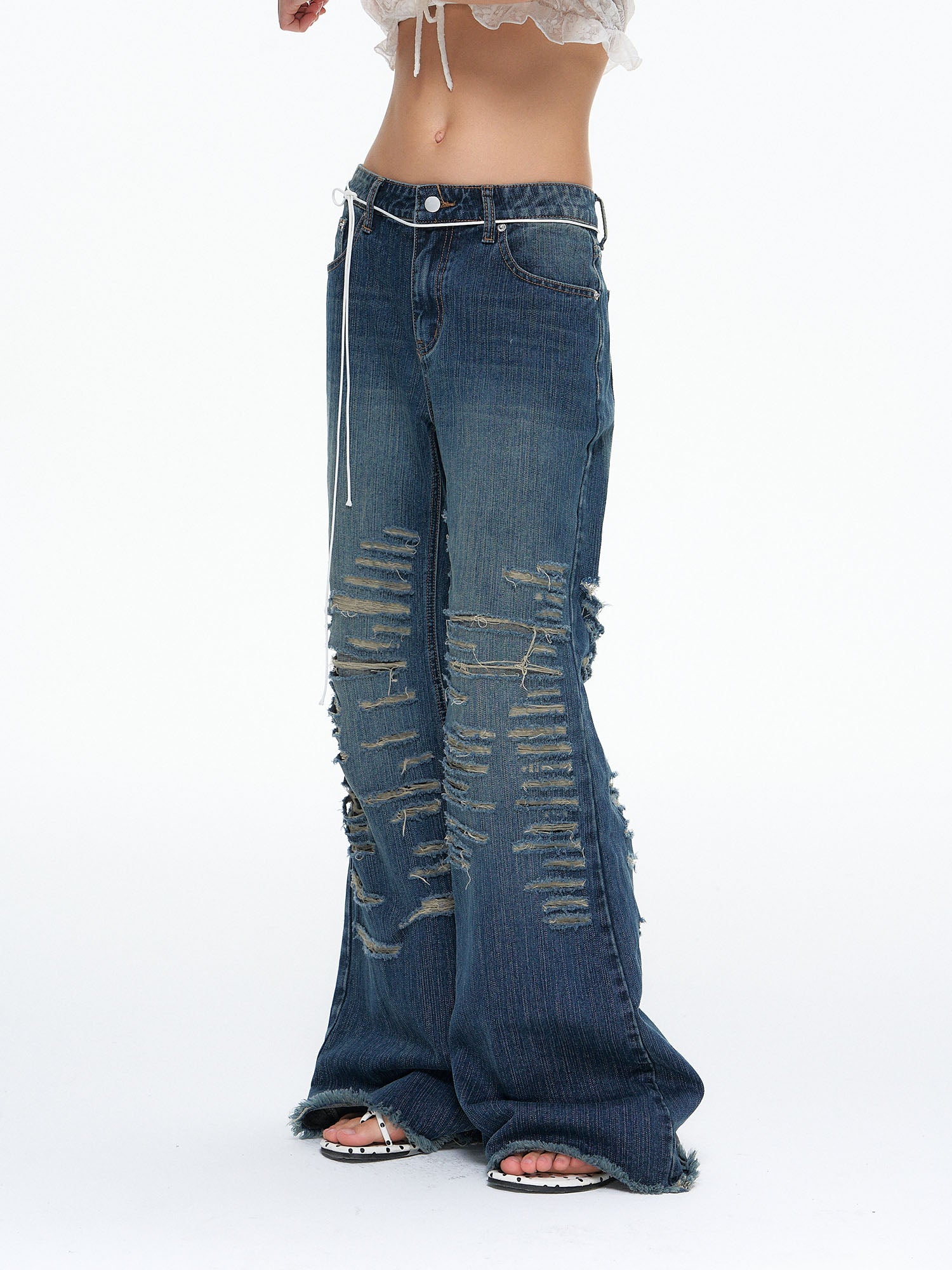 10AMSOTIIIIIIRED Washed Ripped Flared Oversized Jeans