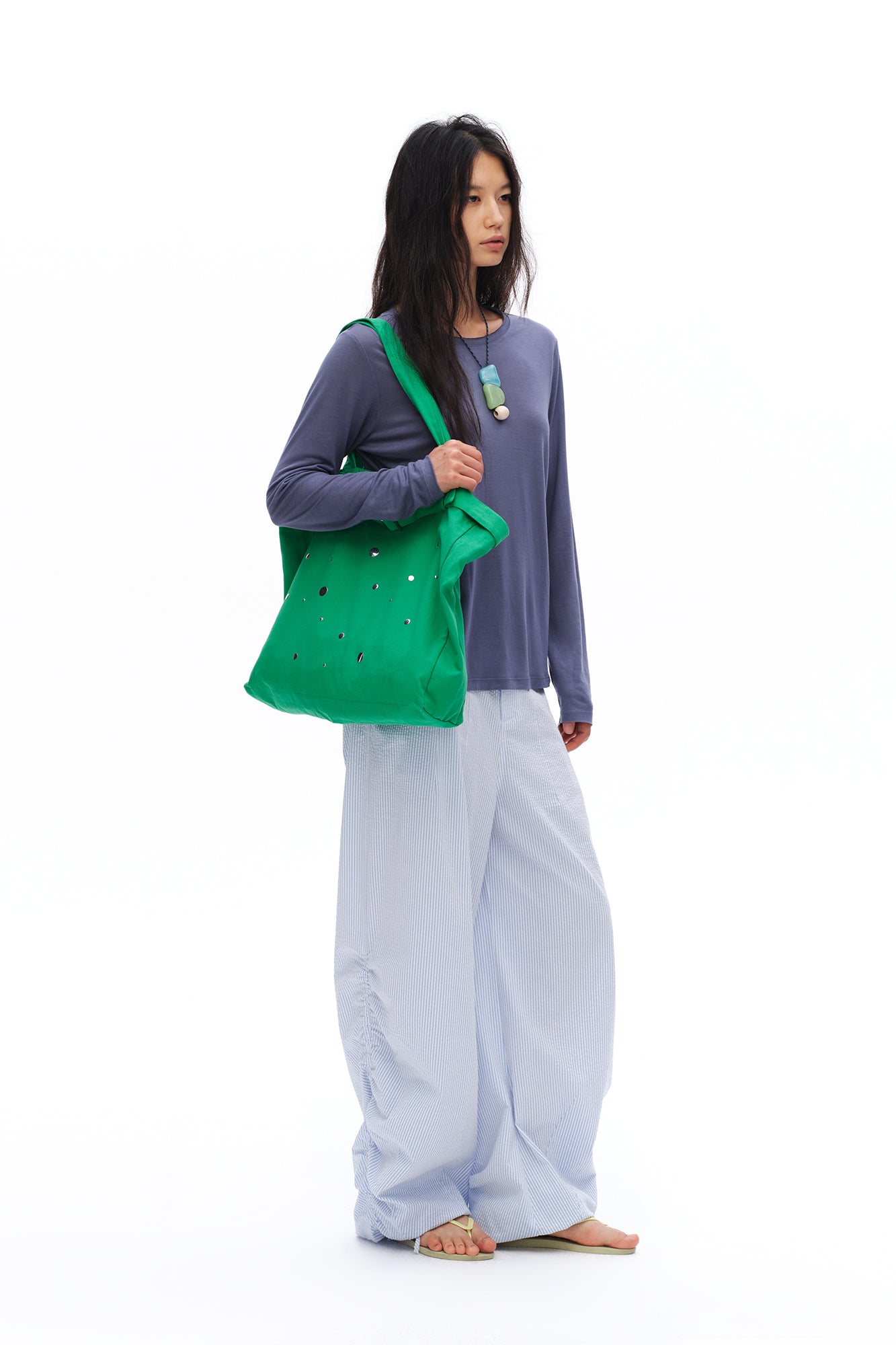 OINIMI Belted Grommet Mirror Disc Tote Bag