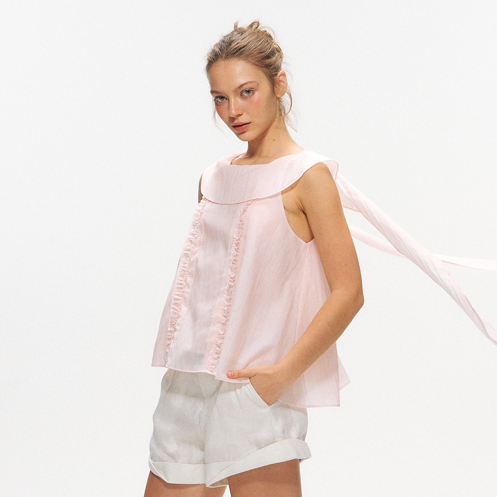 10AMSOTIIIIIIRED Drape-Collar Ruffle Trim Tank Top
