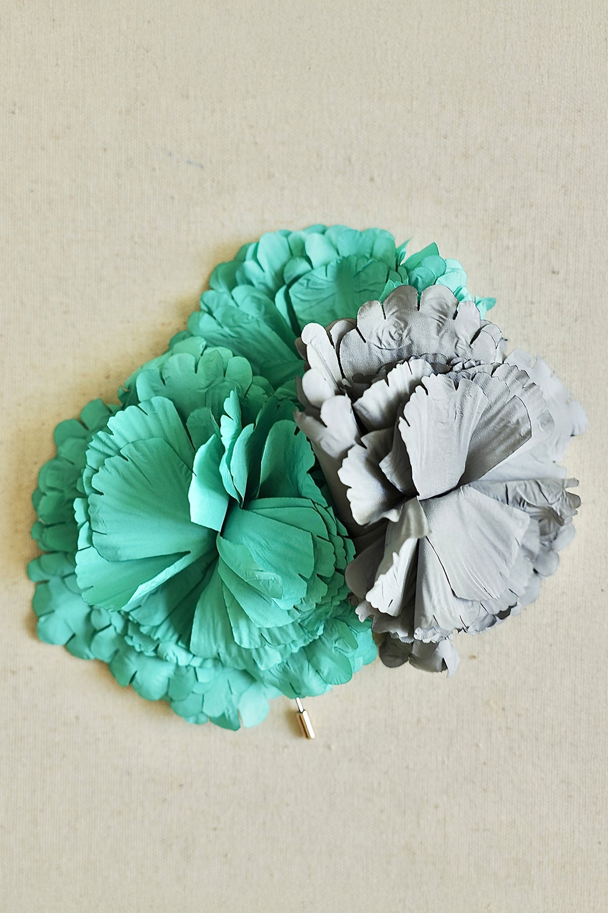 WINGFREE Layered Fabric Floral Brooch