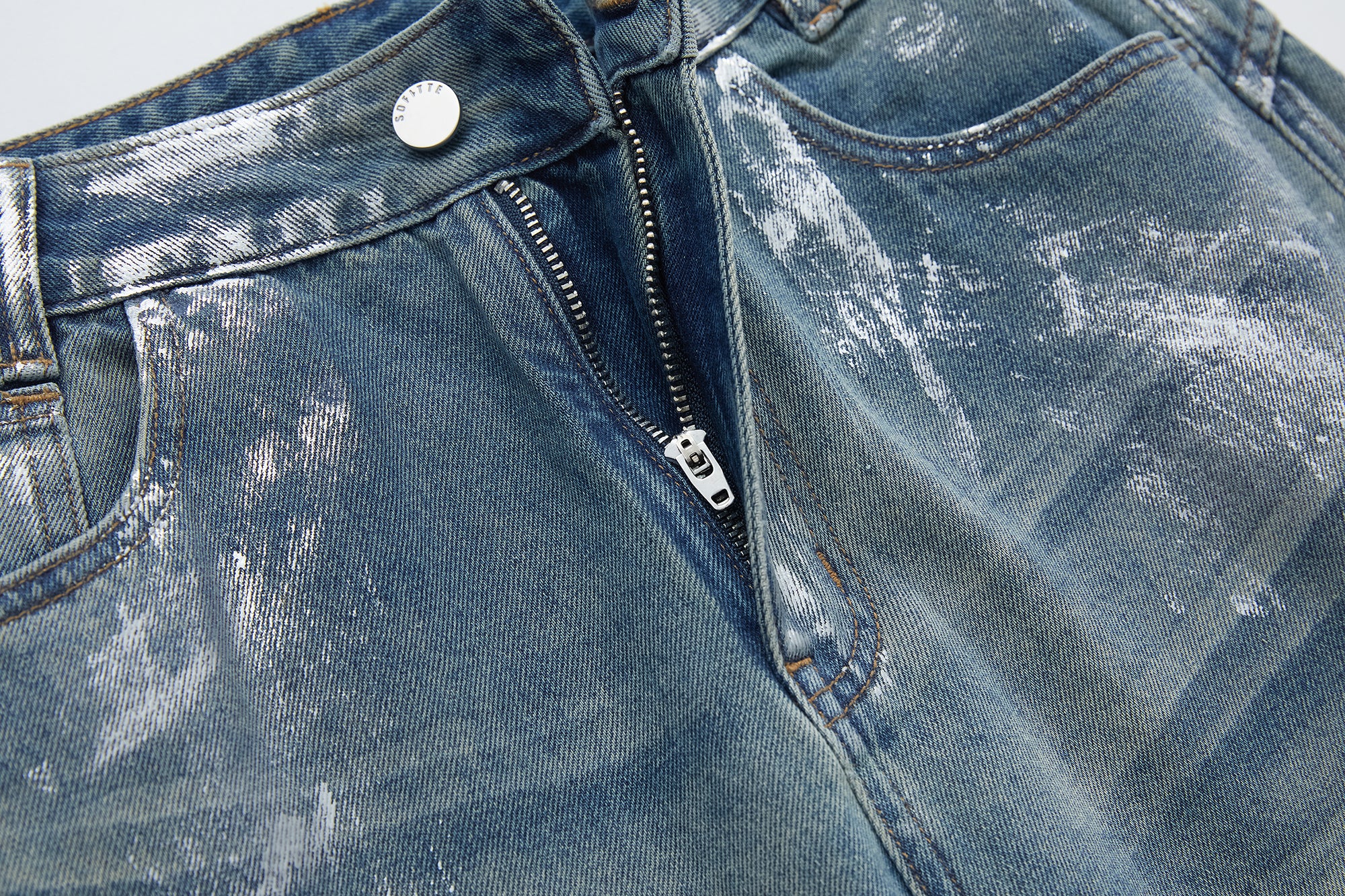 SOFITTE Foil Glaze Washed Wide-Leg Jeans