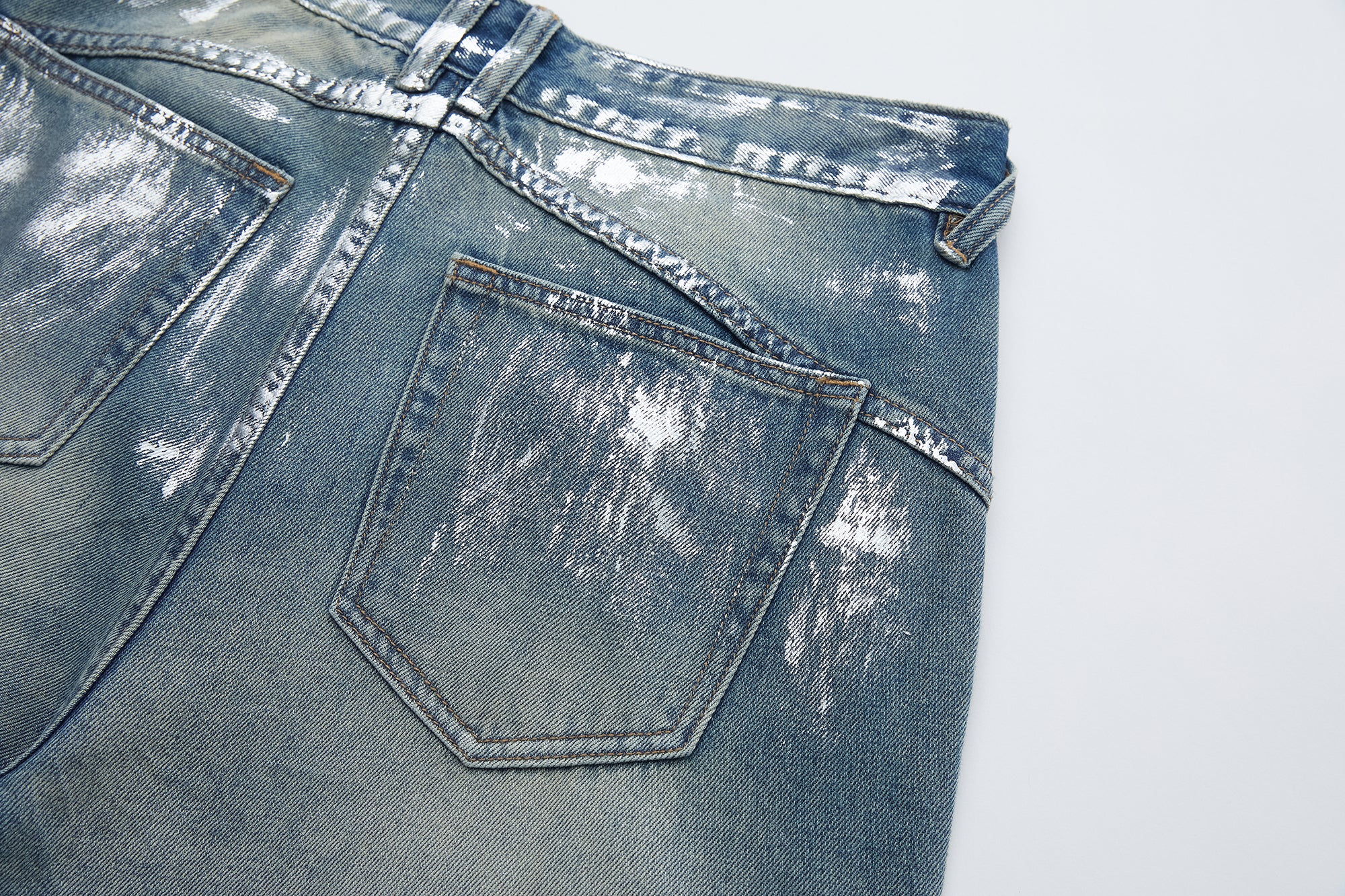SOFITTE Foil Glaze Washed Wide-Leg Jeans