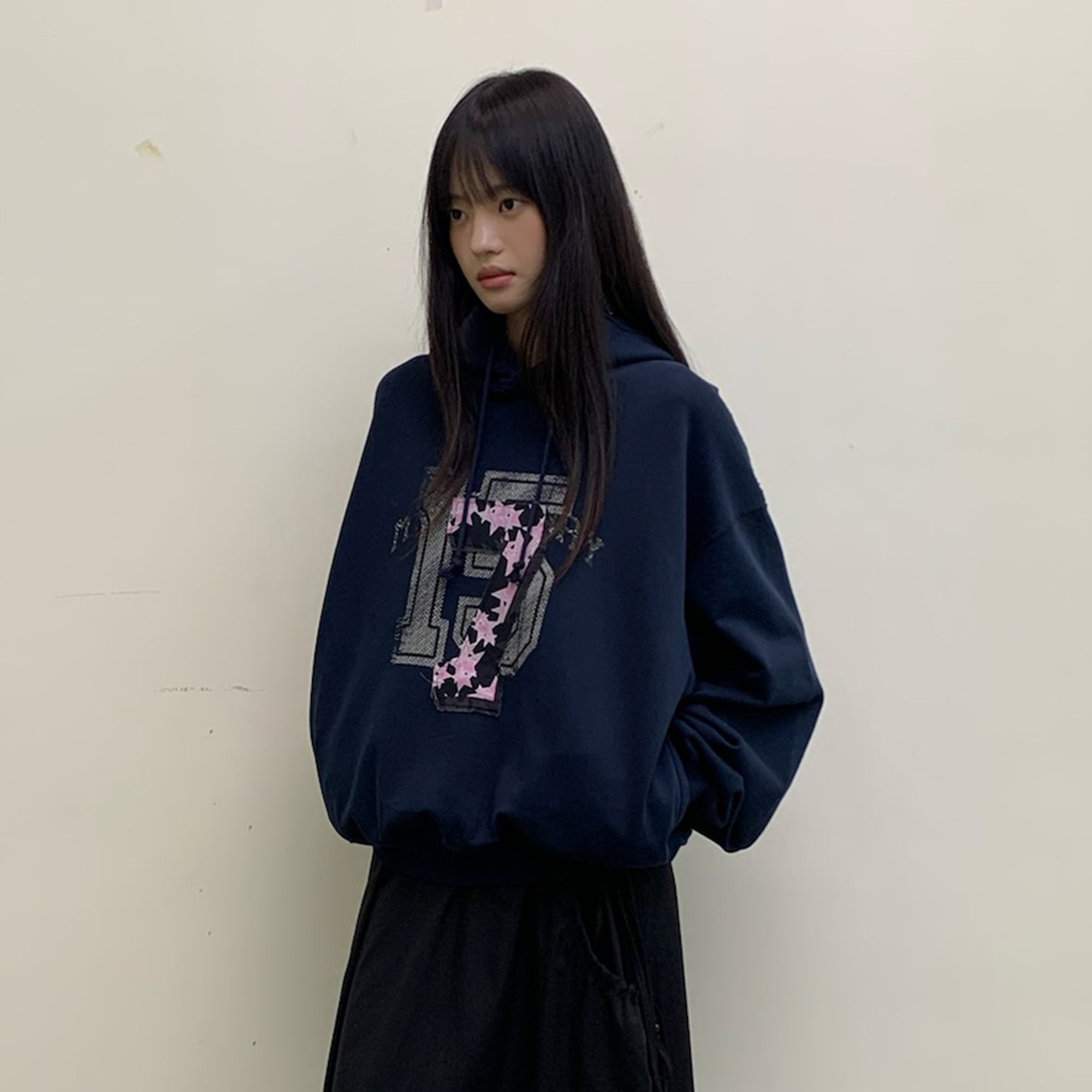 NEVERSEEZ 15 & 7 Layered Graphic Hoodie