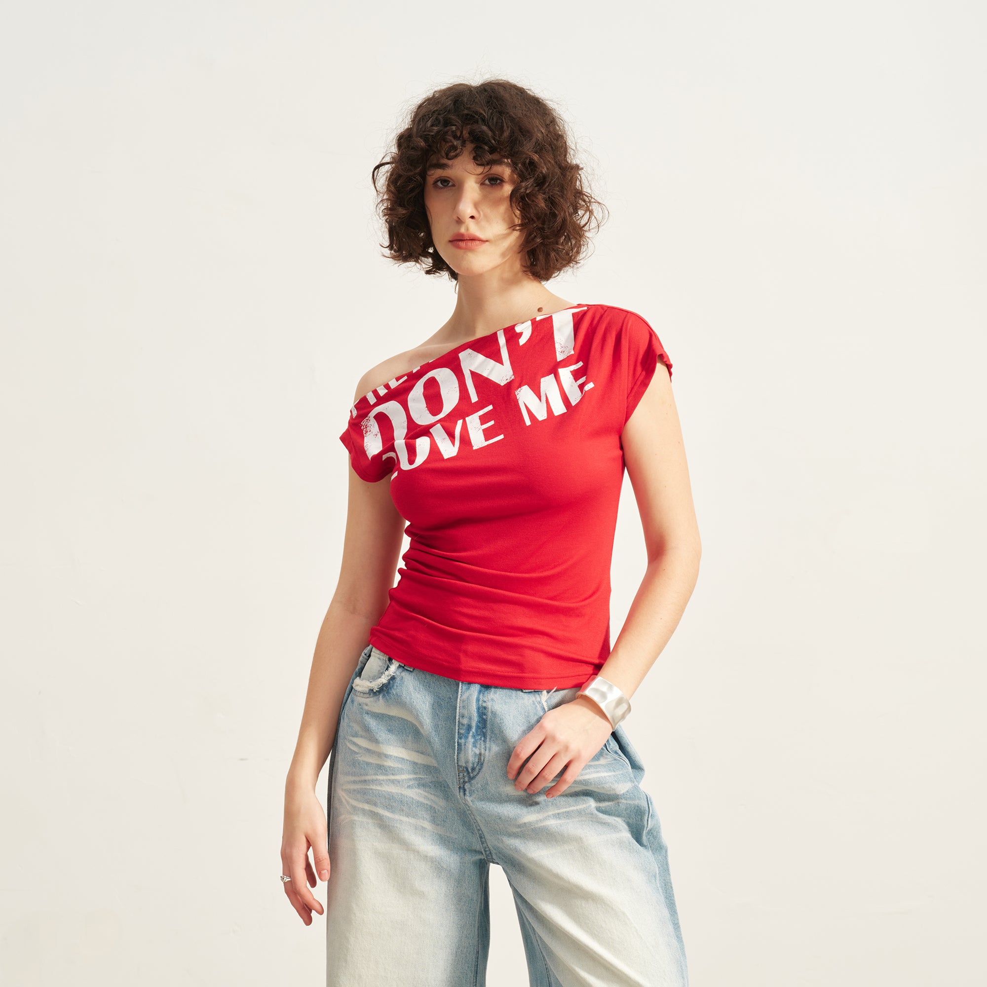 SOFITTE Graphic One-Shoulder Tee