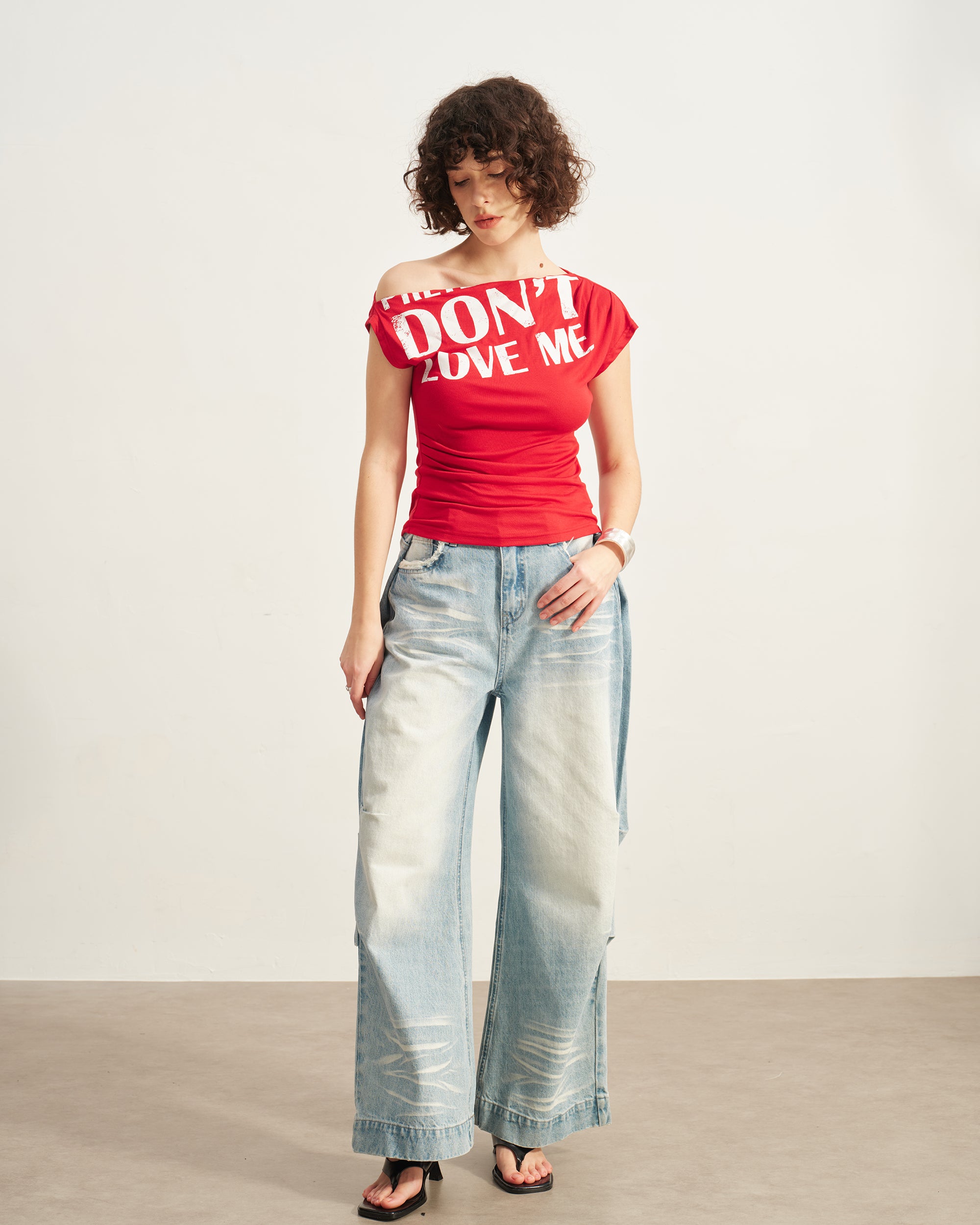 SOFITTE Graphic One-Shoulder Tee