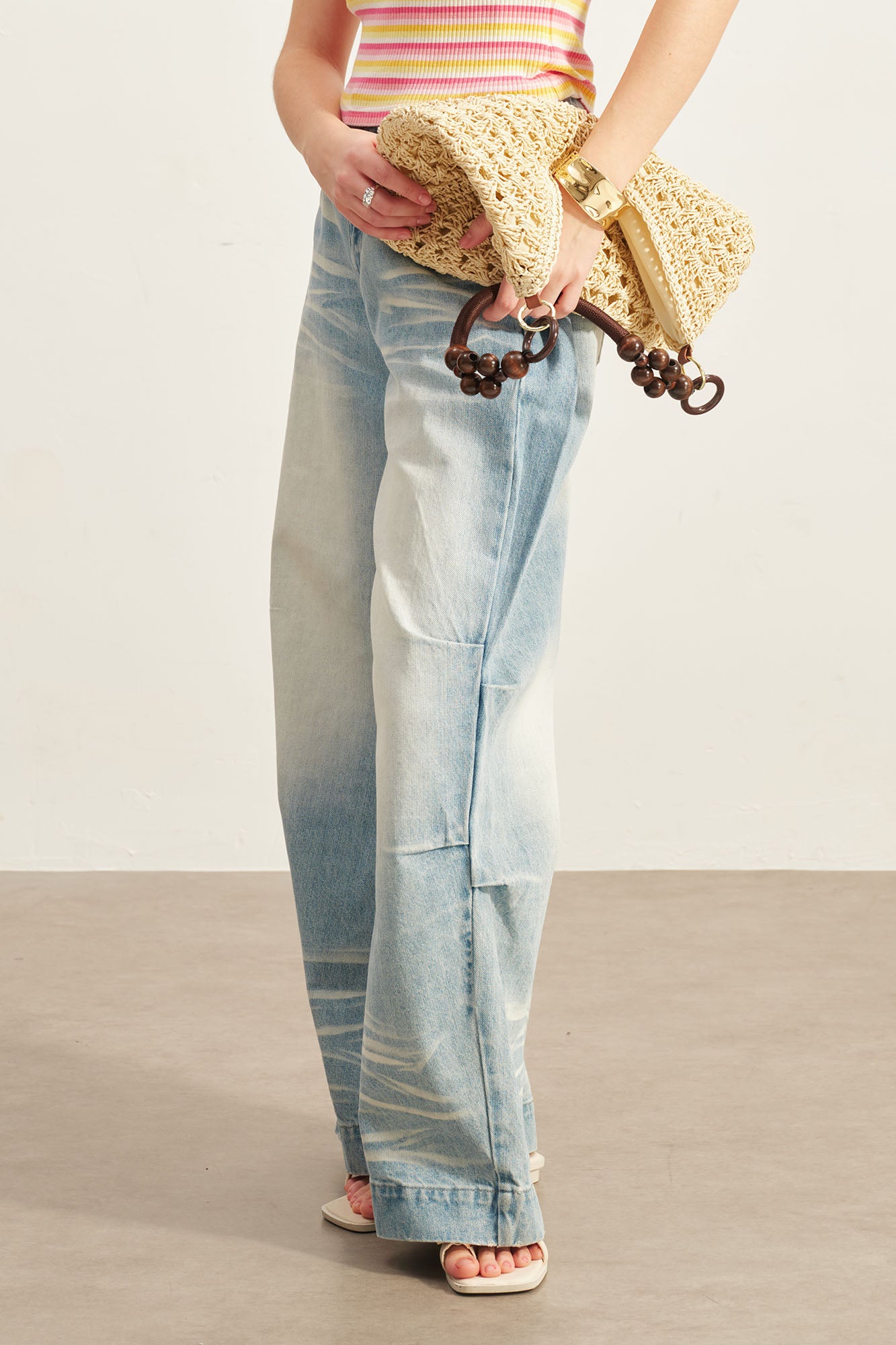 SOFITTE Whisker Washed Oversized Jeans