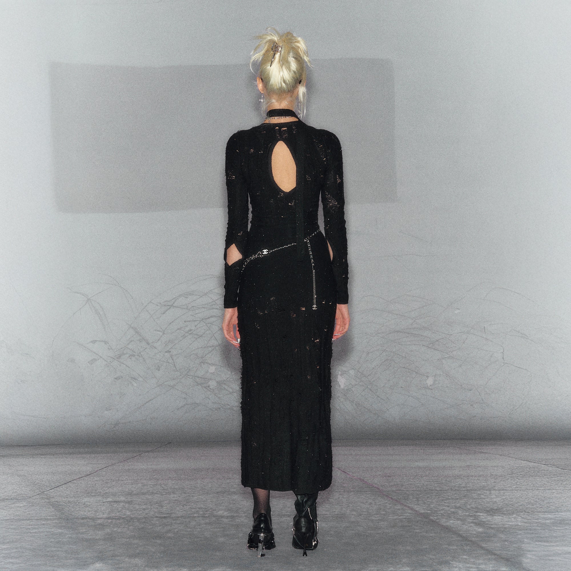 THE NEVERMORE Distressed Deep-V Knit Maxi Dress