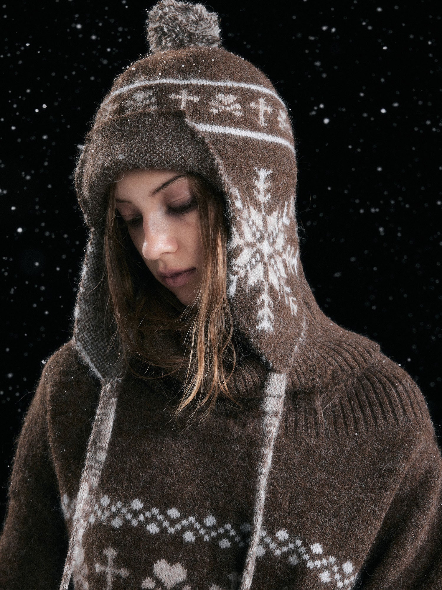 CESTNOUS Snowflake Jacquard Knit Chullo