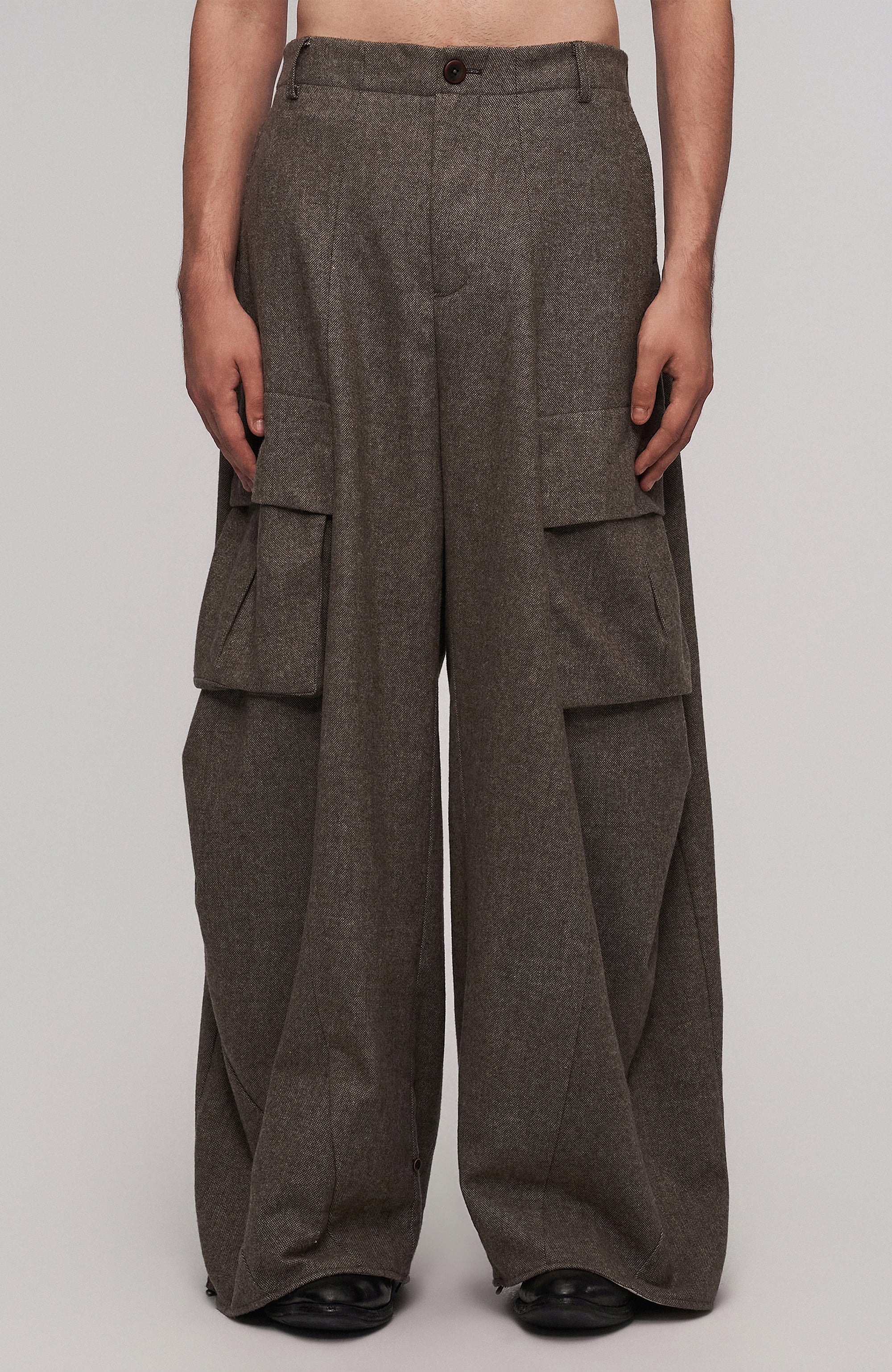 ILNya Nieternite Nifutur Striped Lining Oversized Wool-Blend Trousers