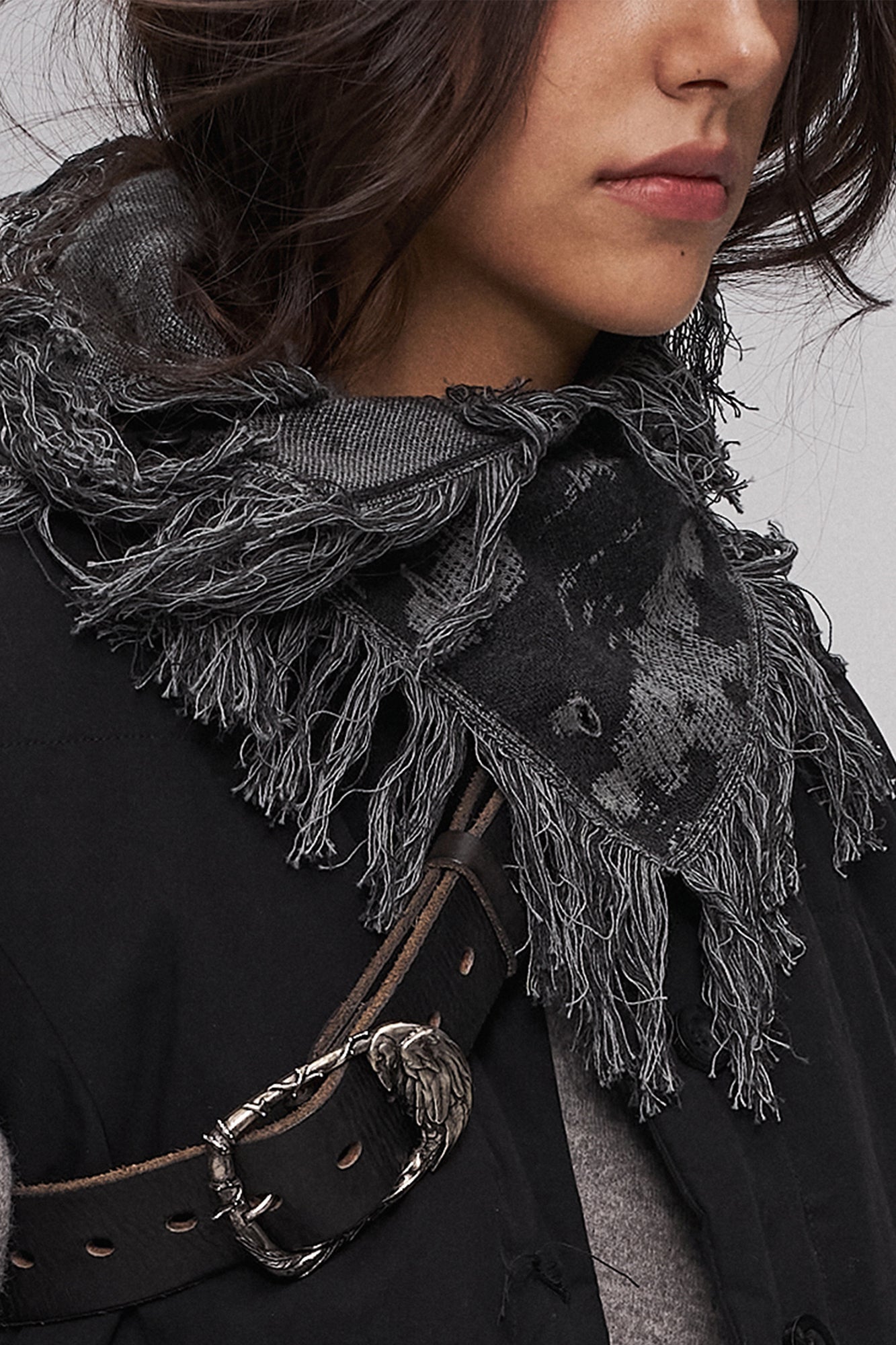 ILNya Nieternite Nifutur Fringe Cotton Scarf-Shawl