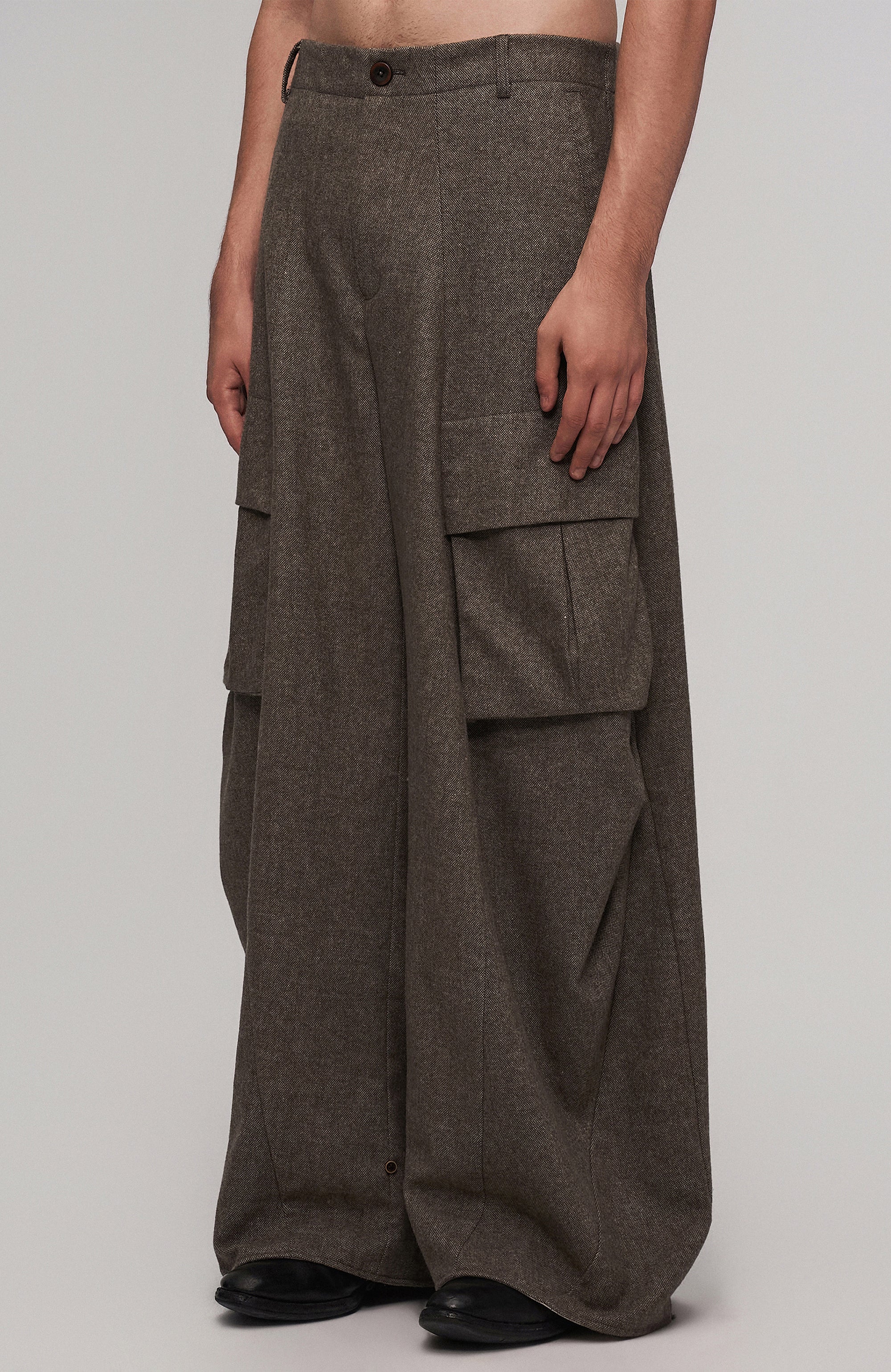ILNya Nieternite Nifutur Striped Lining Oversized Wool-Blend Trousers