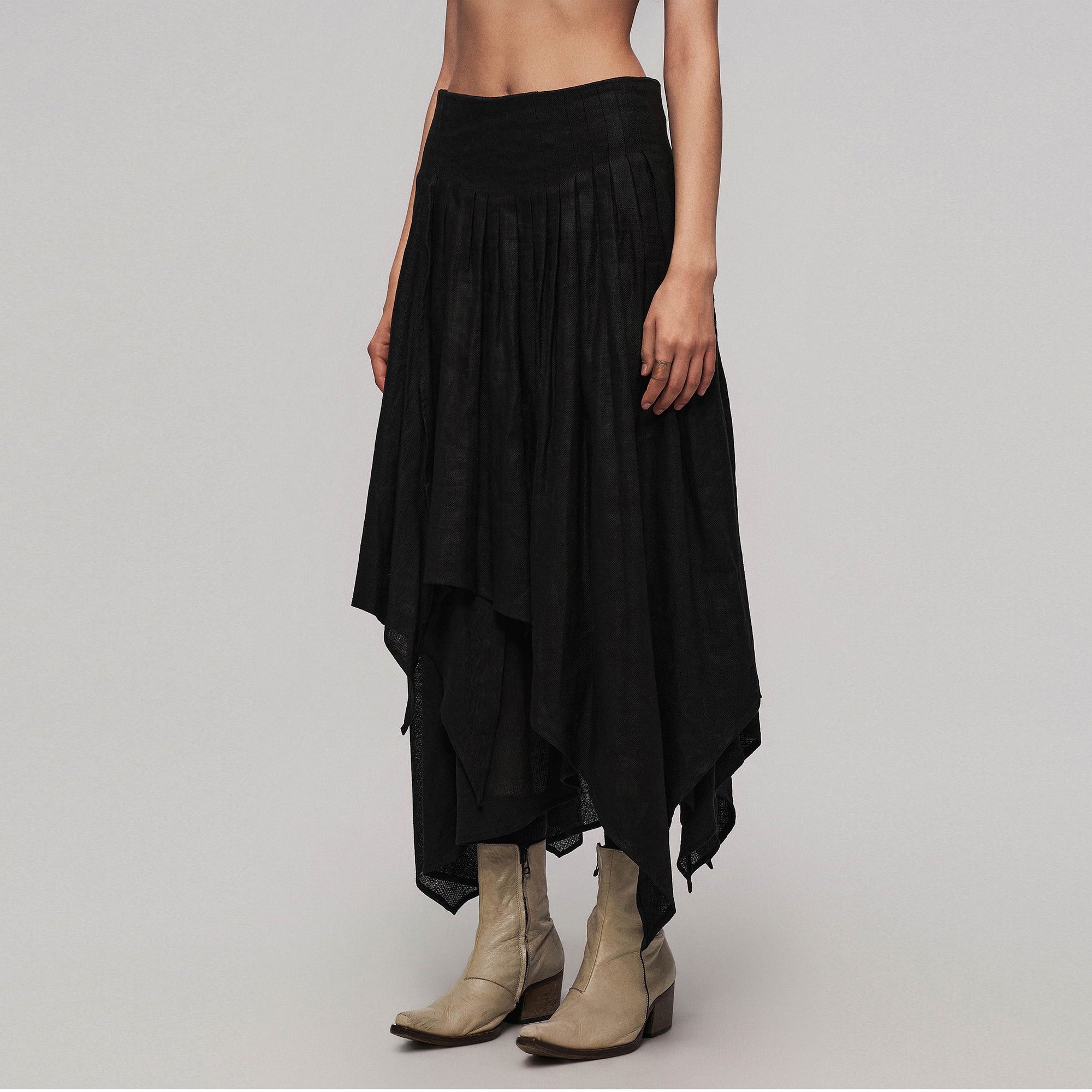 ILNya Nieternite Nifutur Asym Pleated Sheer Layered Skirt