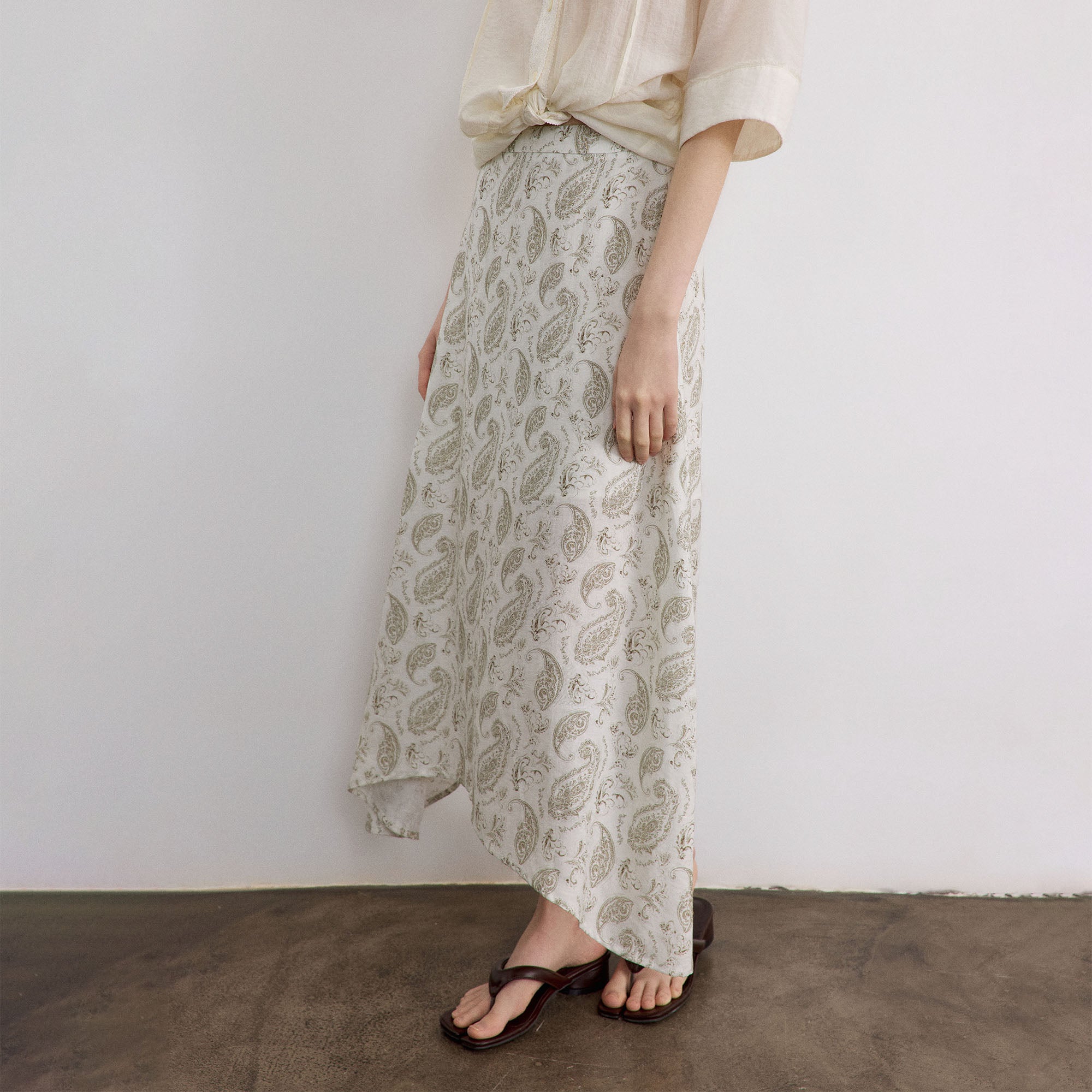 SAME FLOW Paisley Full-Print Midi Skirt