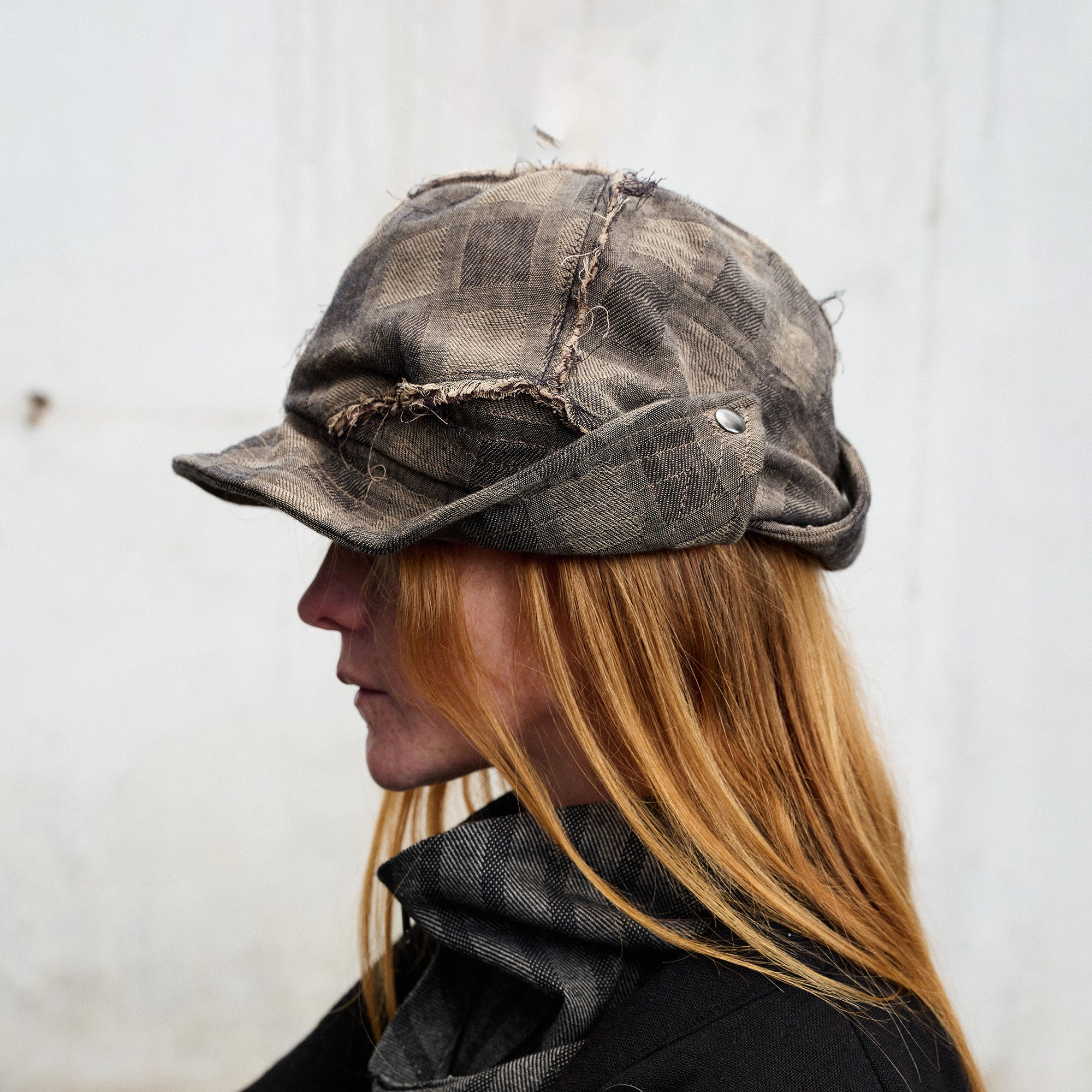 ILNya Nieternite Nifutur Frayed Plaid Spliced Newsboy Cap