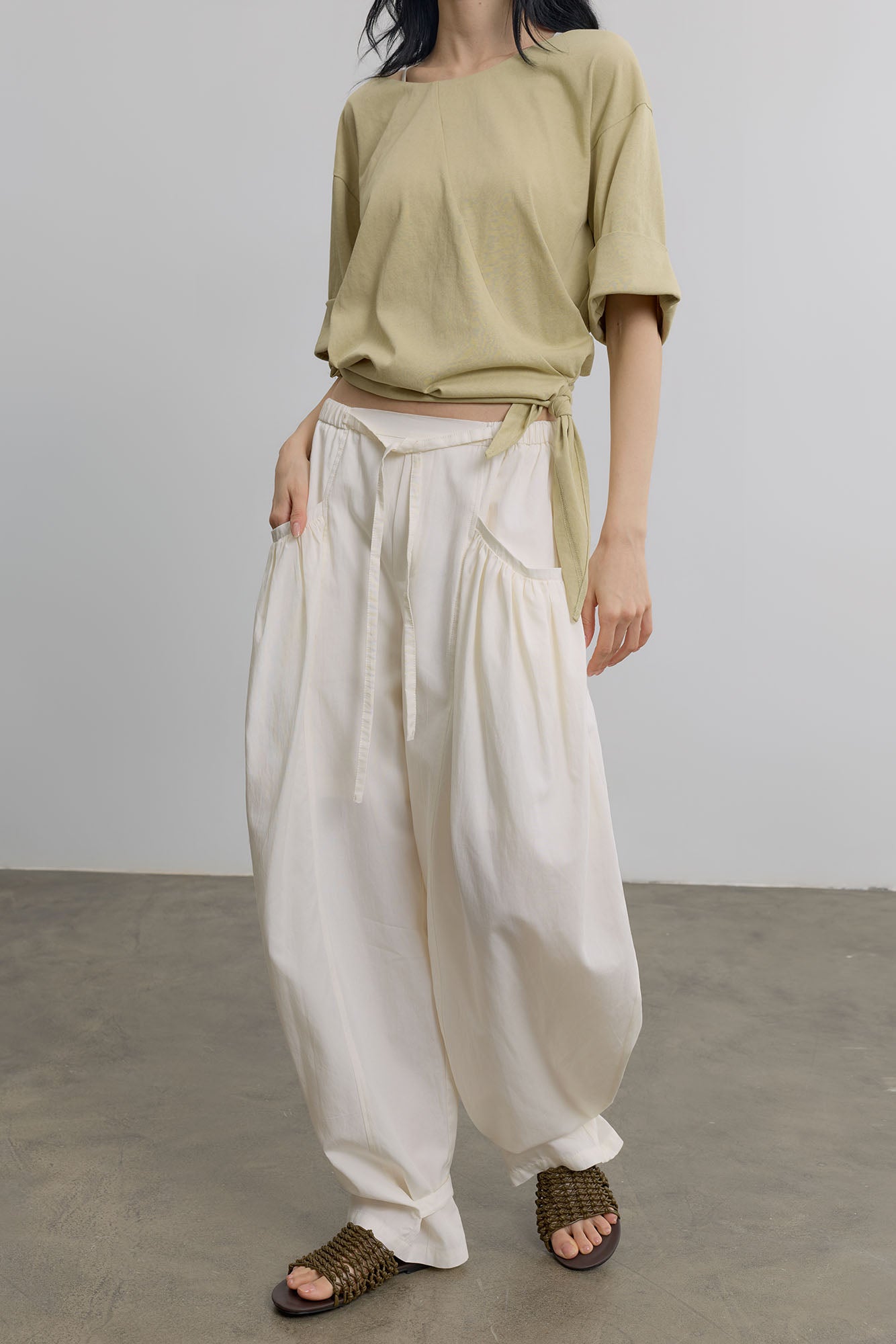SAME FLOW Crinkled Linen-Blend Oversized Drawstring Pants