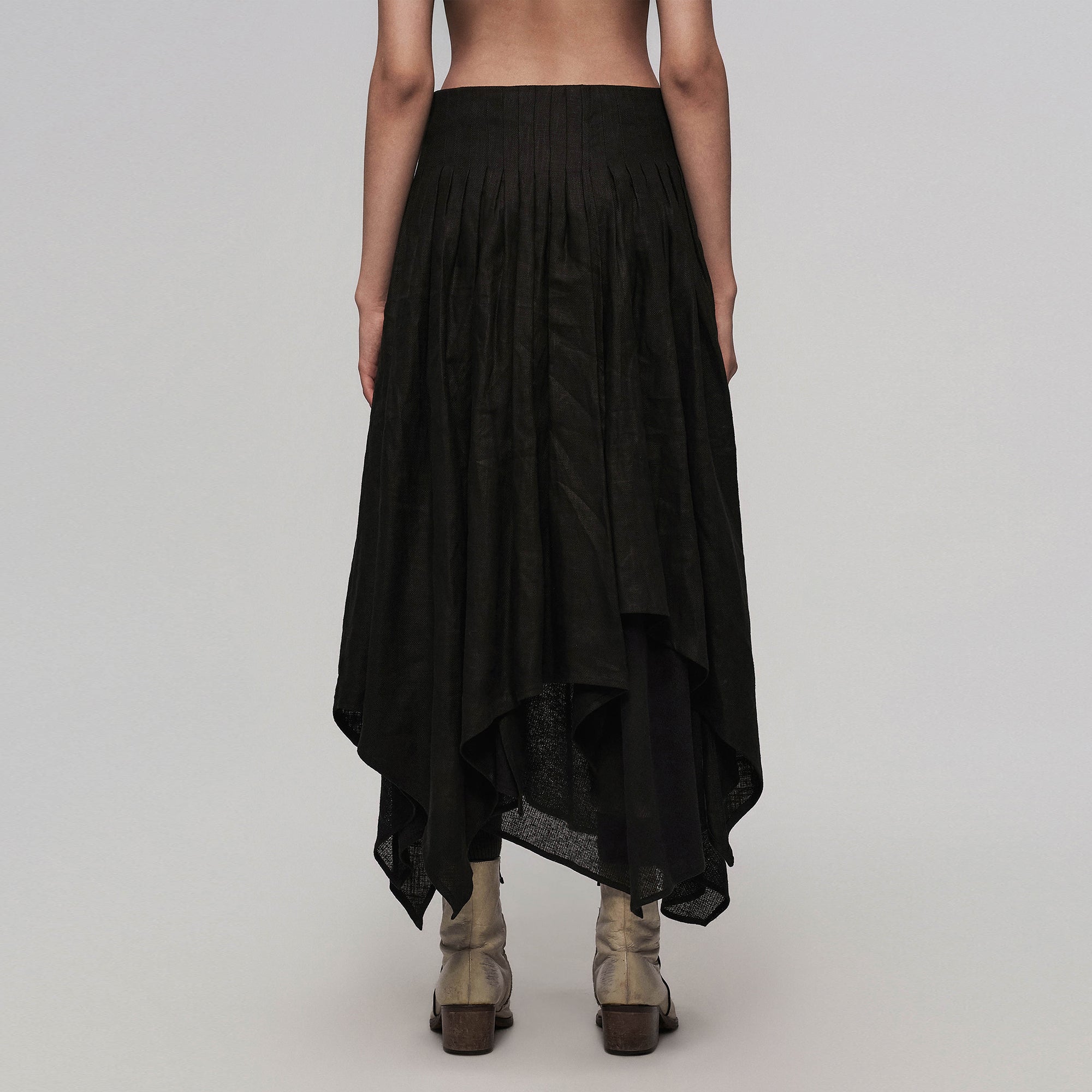 ILNya Nieternite Nifutur Asym Pleated Sheer Layered Skirt