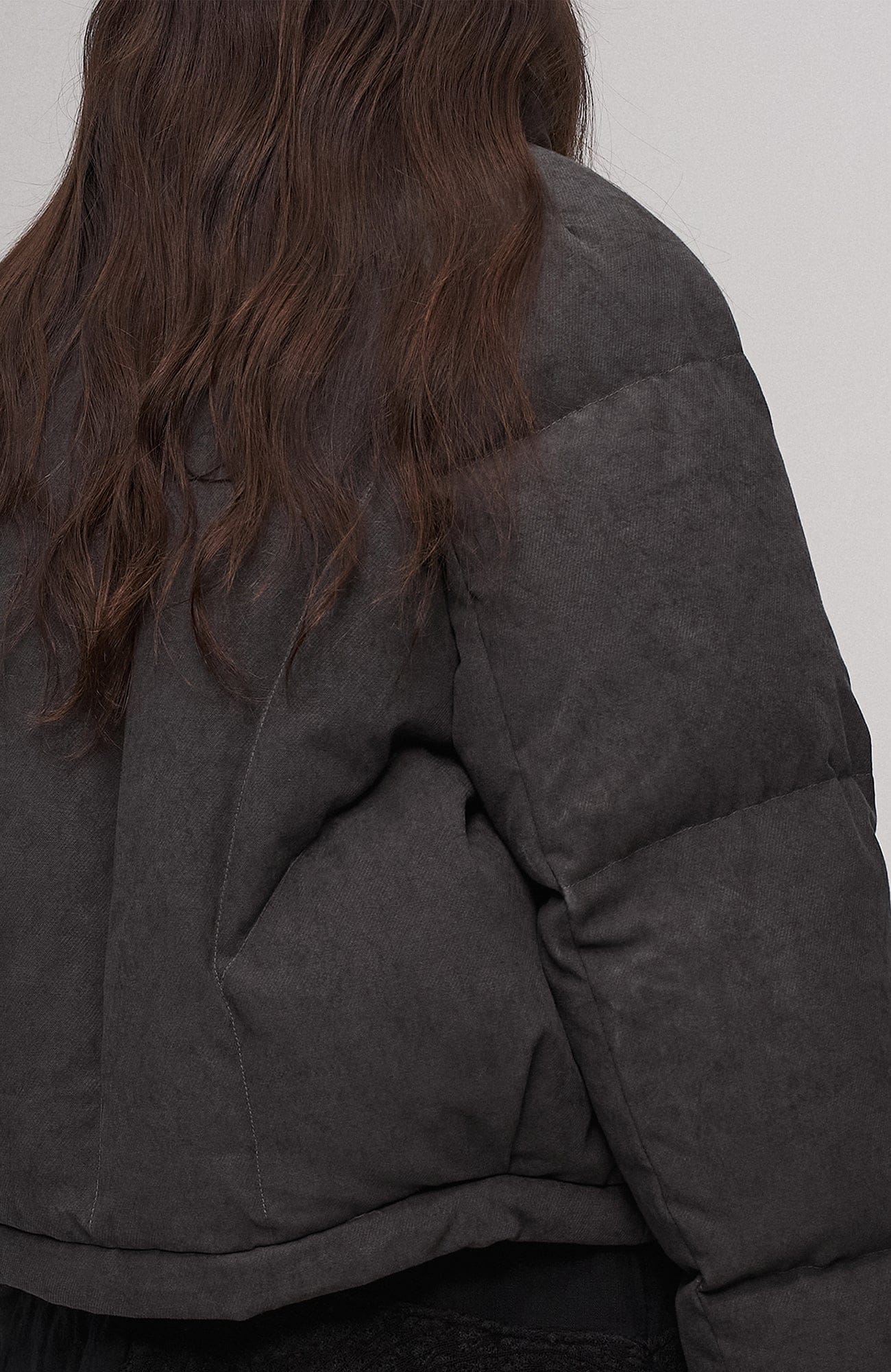 ILNya Nieternite Nifutur Asymmetrical Collar Cocoon Cropped Down Jacket